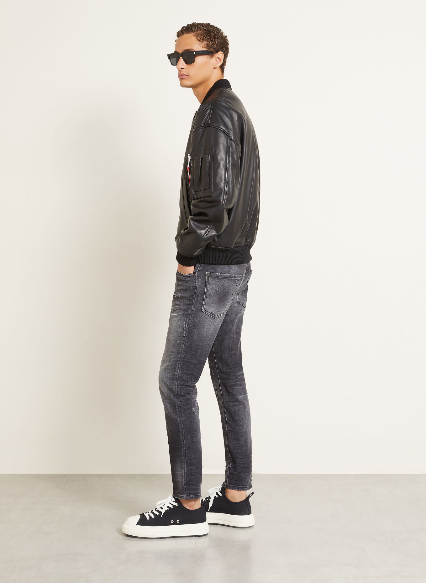 DSQUARED2 Jeans SKATER Extra Slim Fit: 900 BLACK