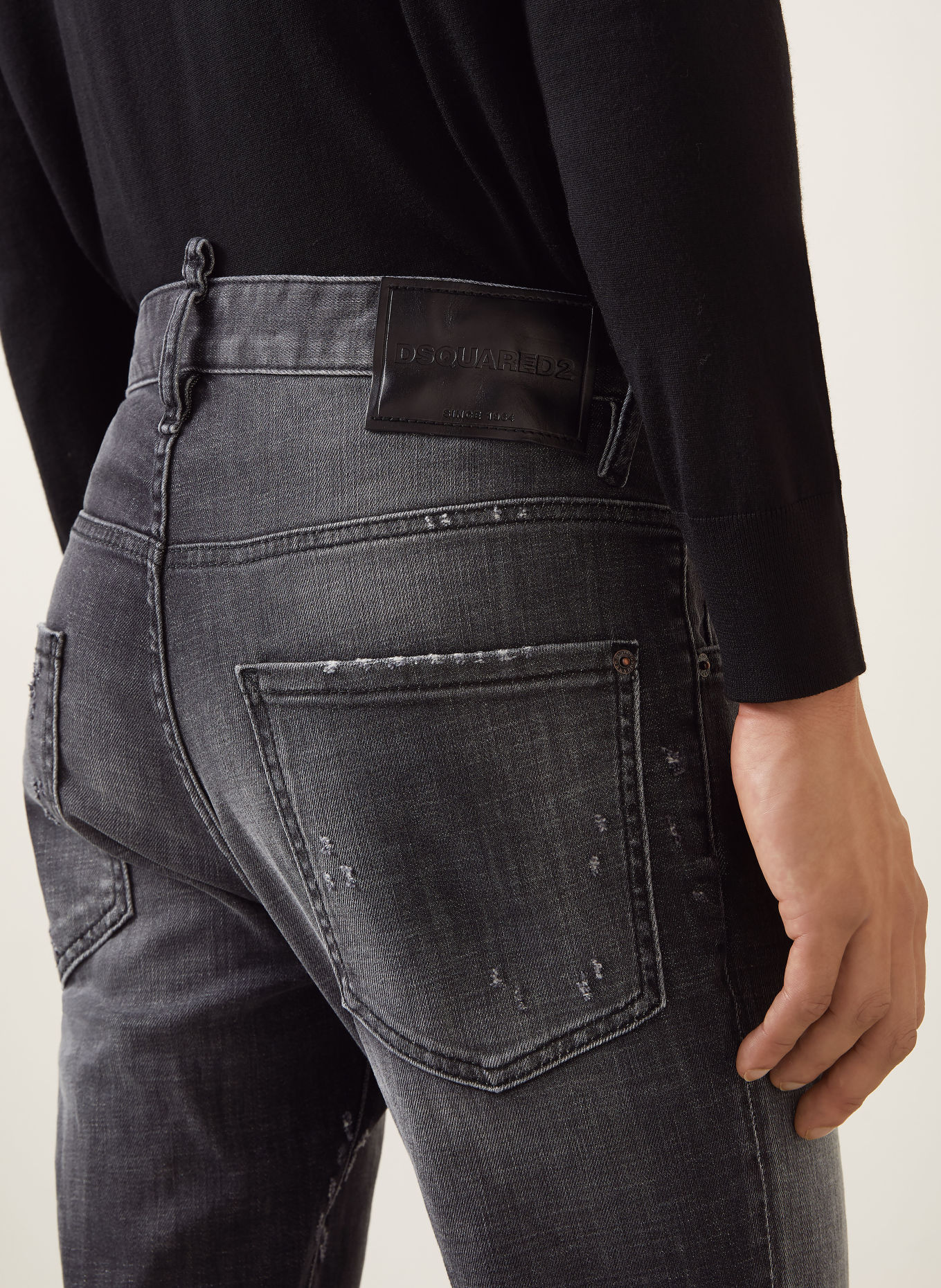 DSQUARED2 Jeans SKATER Extra Slim Fit: 900 BLACK