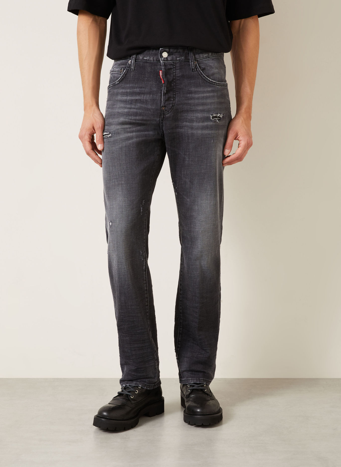DSQUARED2 Distressed jeans 642 Regular Fit: 900 BLACK