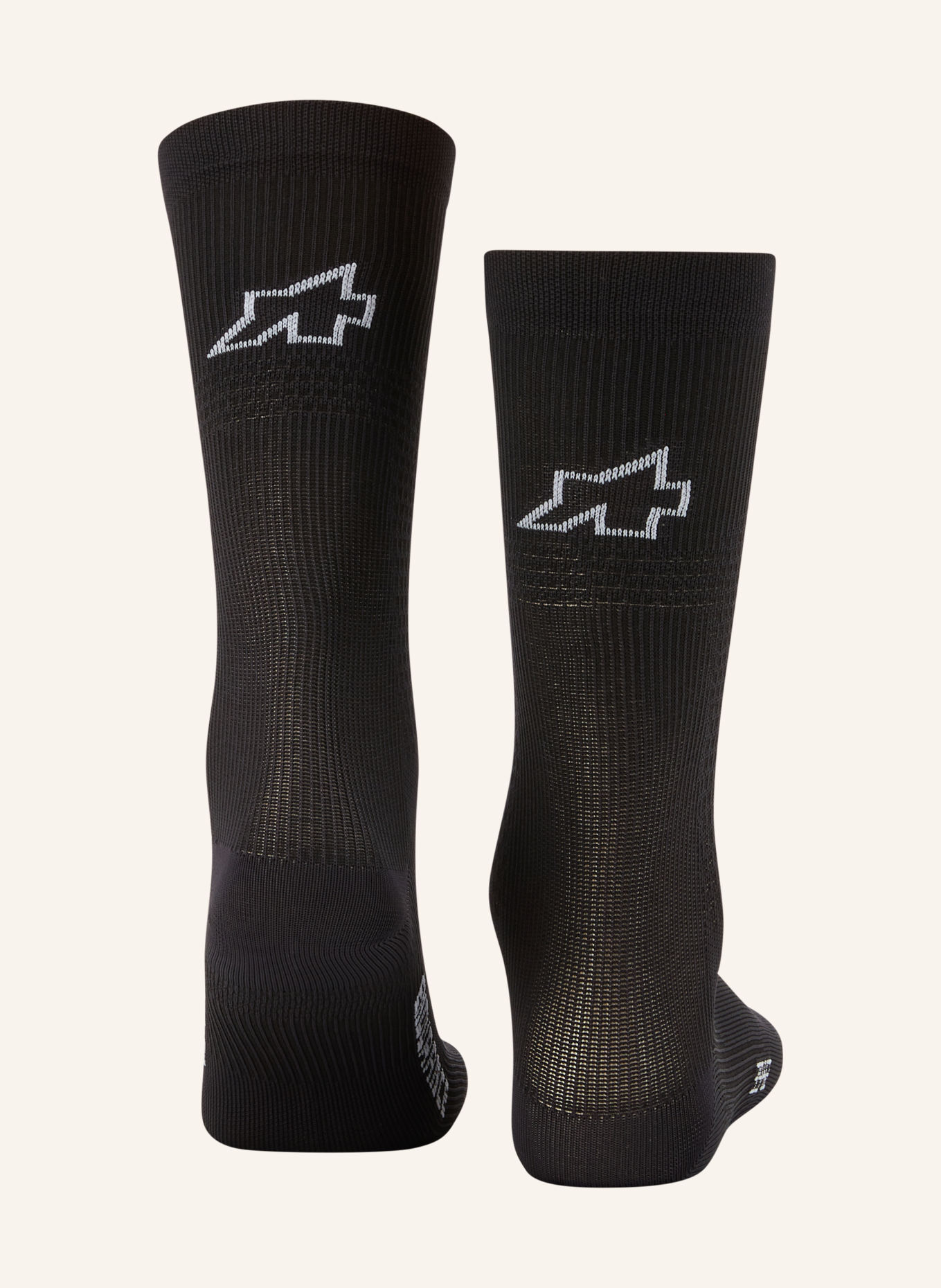ASSOS ENDURANCE S11 Cycling Socks: BLACK