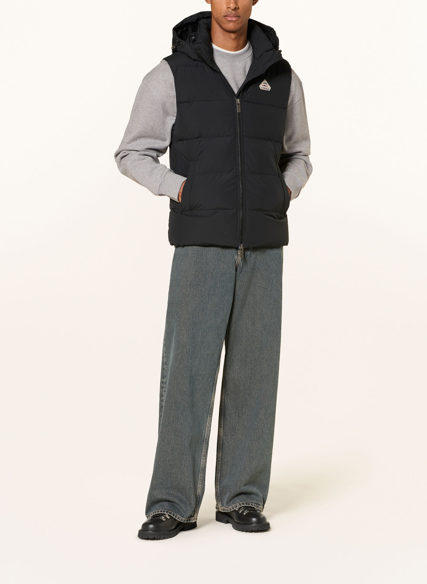 PYRENEX SPOUTNIC donzen bodywarmer met afneembare capuchon: ZWART