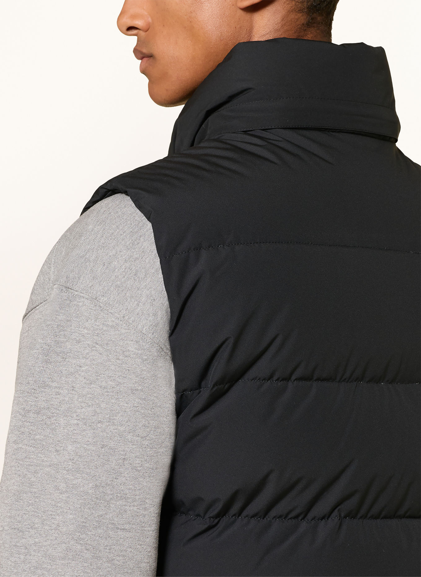 PYRENEX SPOUTNIC donzen bodywarmer met afneembare capuchon: ZWART