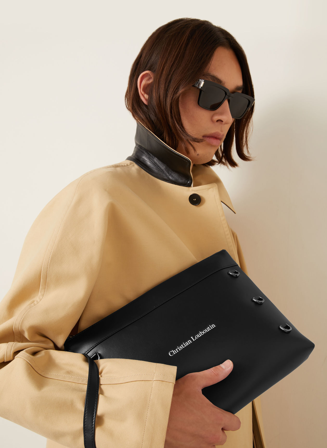 Christian Louboutin Pochette KOSMICA: NOIR / PLATINE