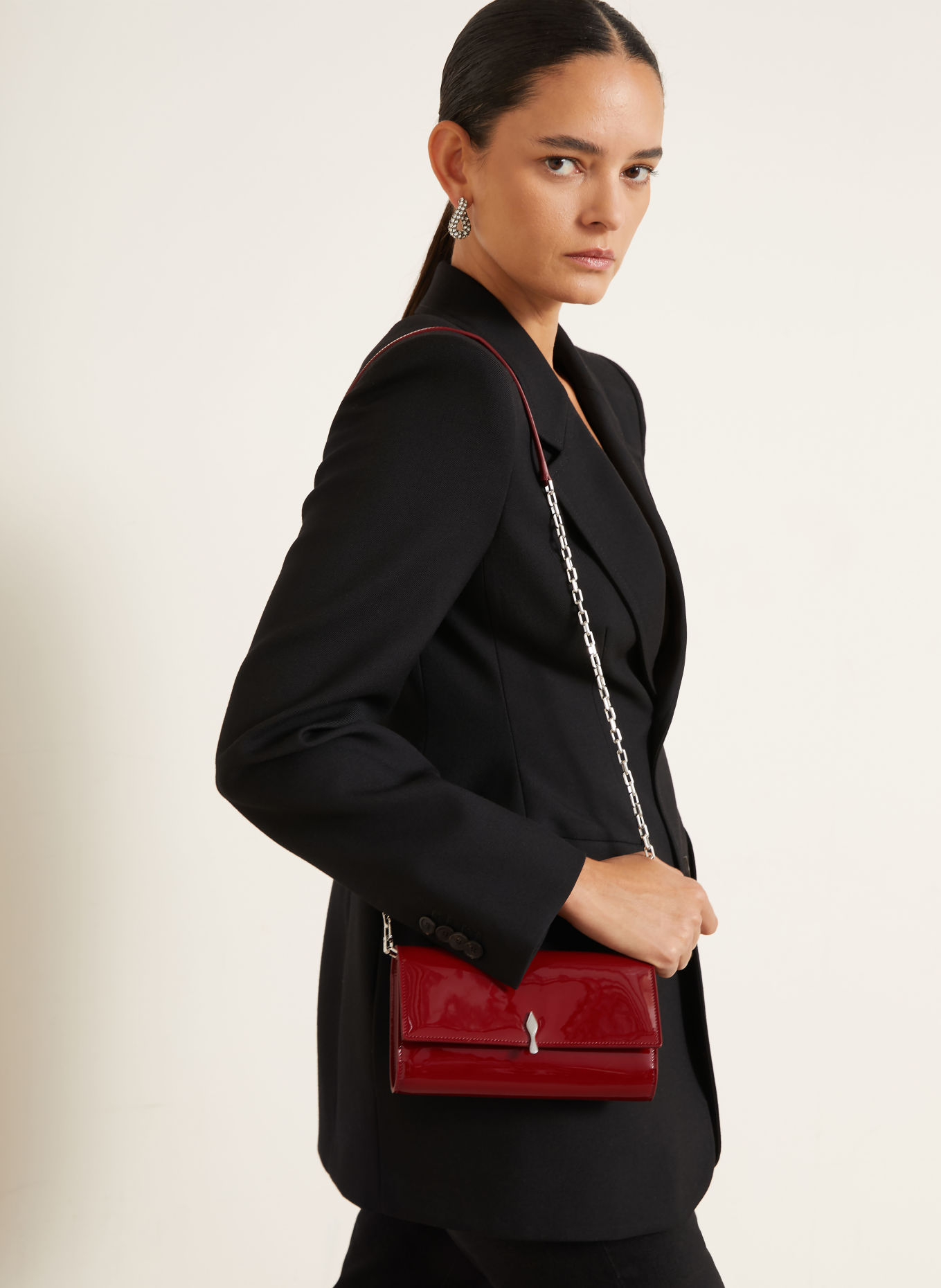 Christian Louboutin Geantă de umăr BETTINA: ROȘU / ARGINT