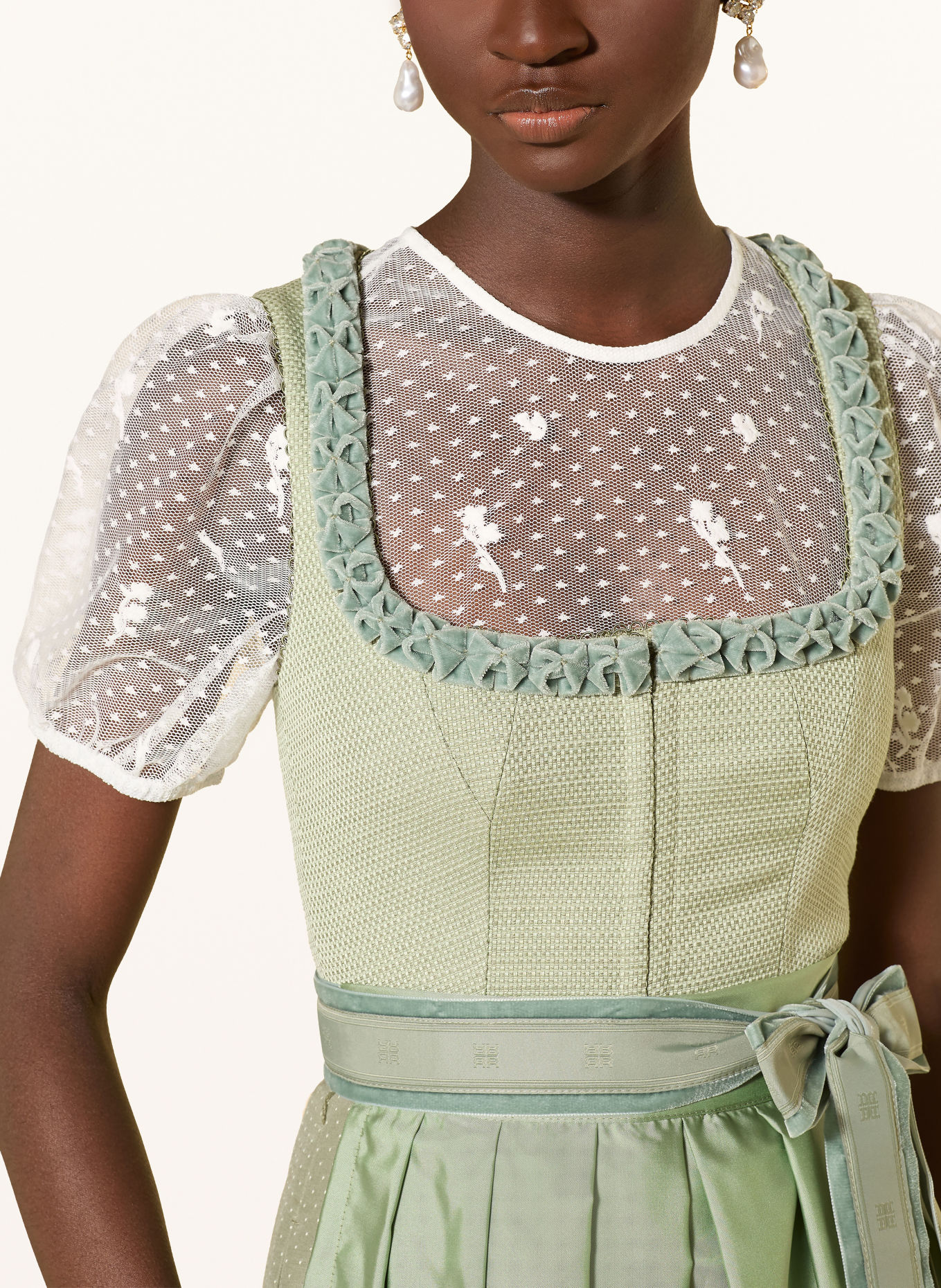 RIANI Dirndl-bluse i tyl: HVID