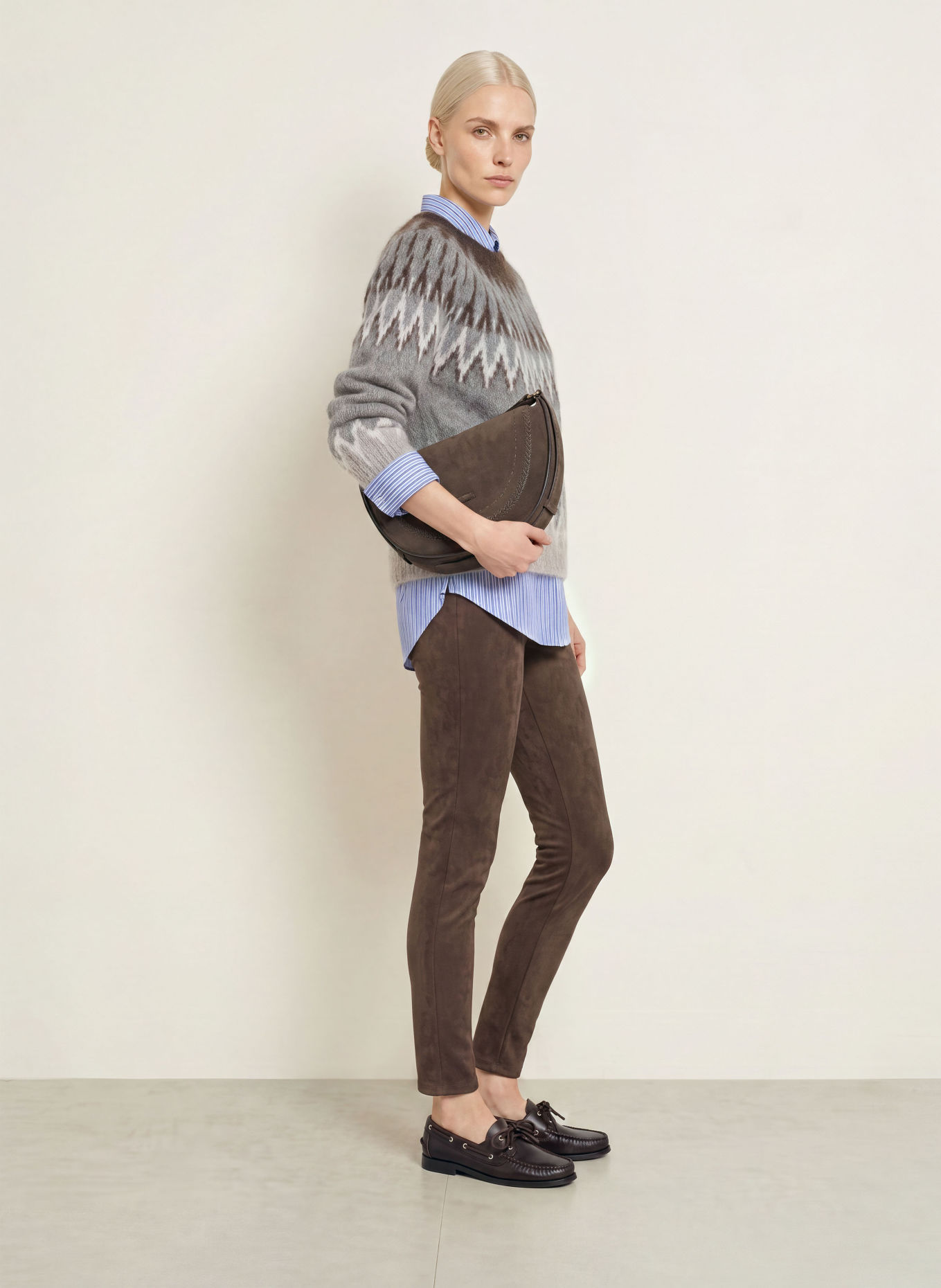 darling harbour Pantalon aspect cuir: DARK BROWN