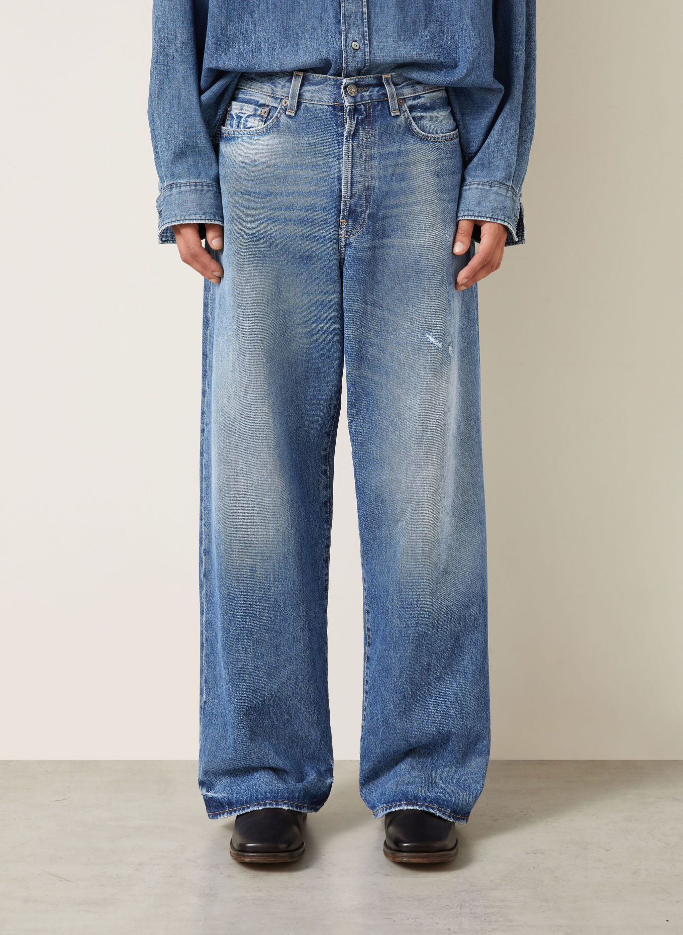 Acne Studios 1981 Regular Fit Jeans: AUZ MID BLUE