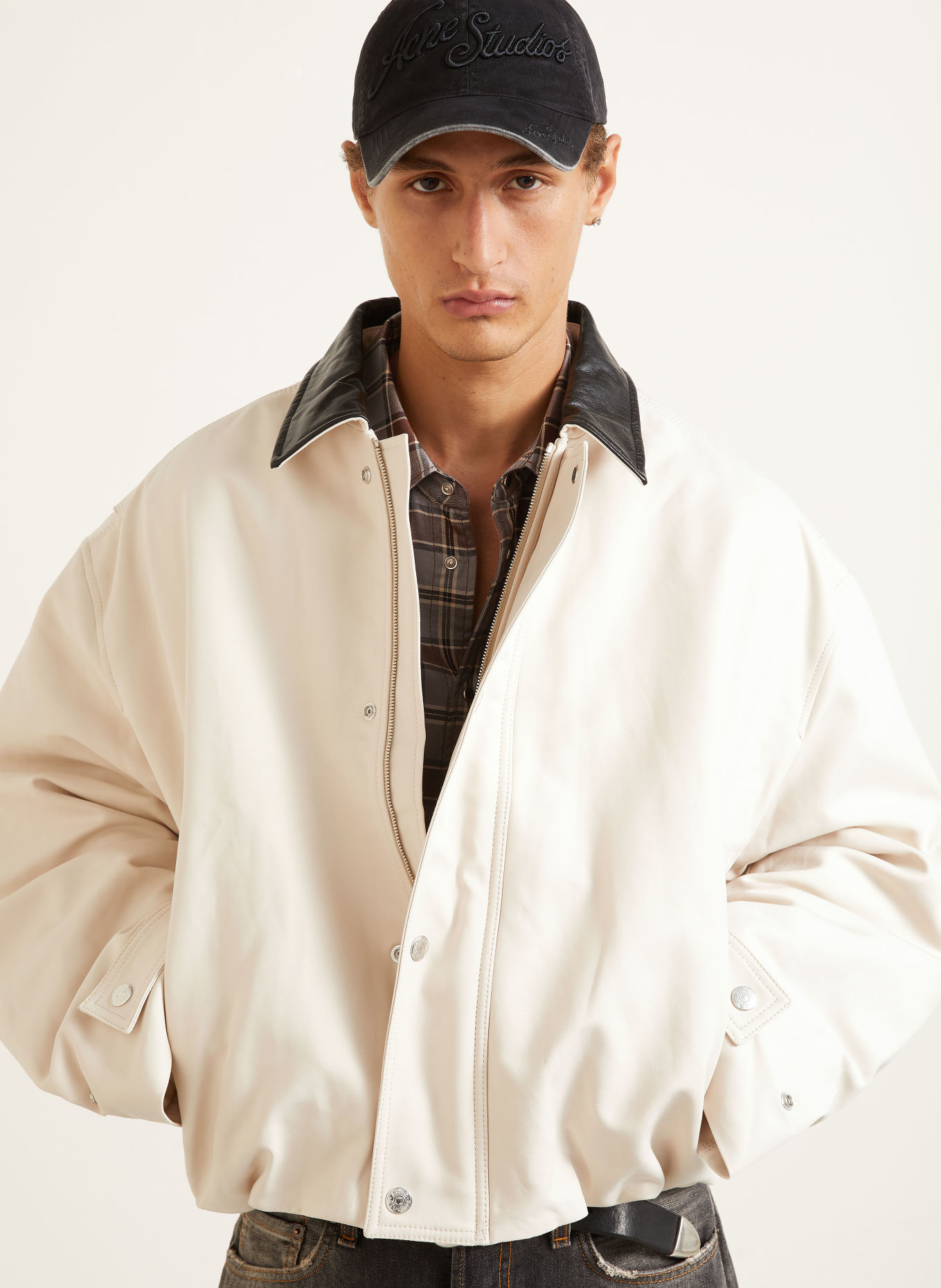 Acne Studios Bomber jacket: BEIGE / BLACK