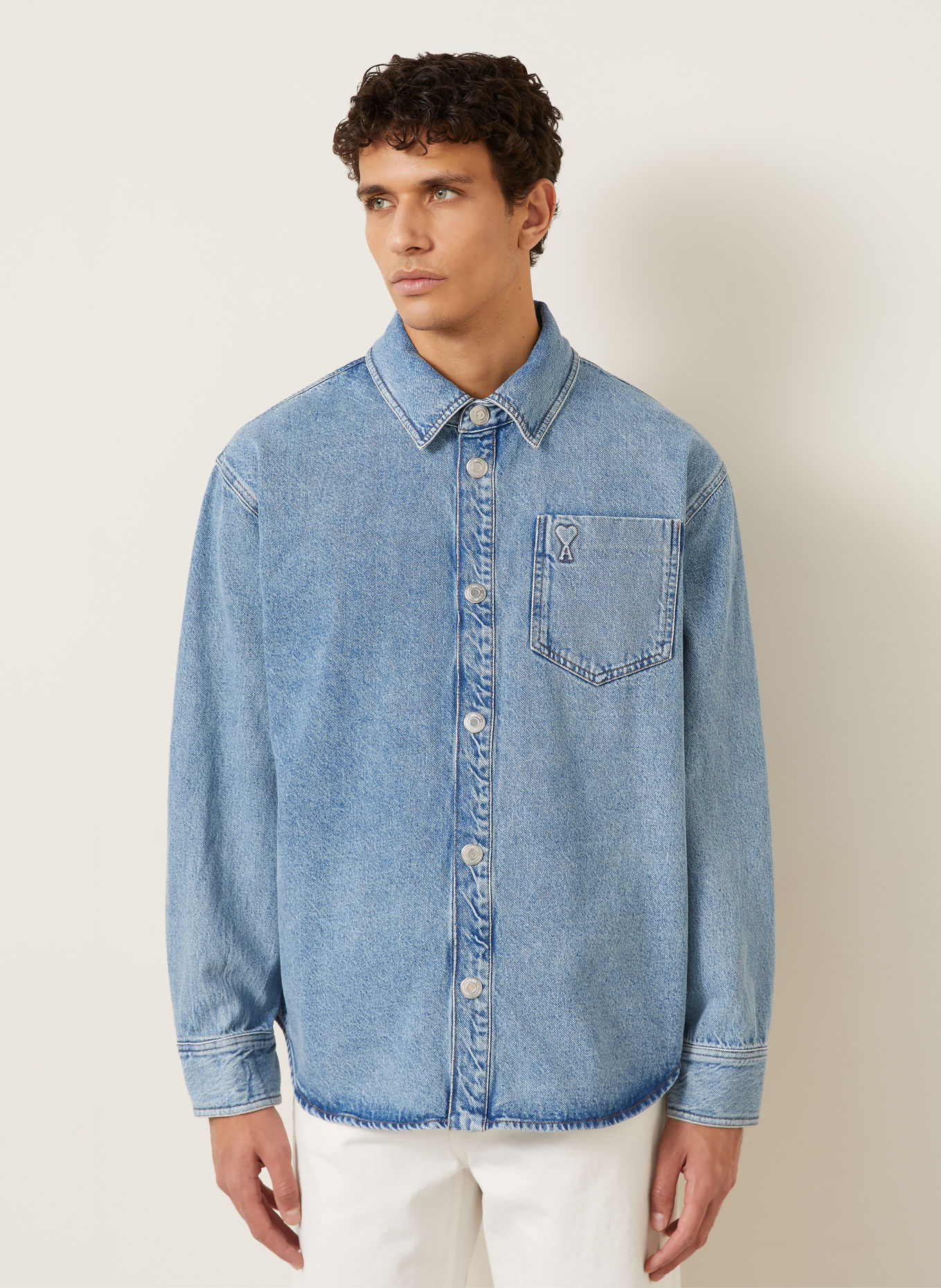AMI PARIS Džínová košile Slim Fit: TMAVĚ MODRÁ