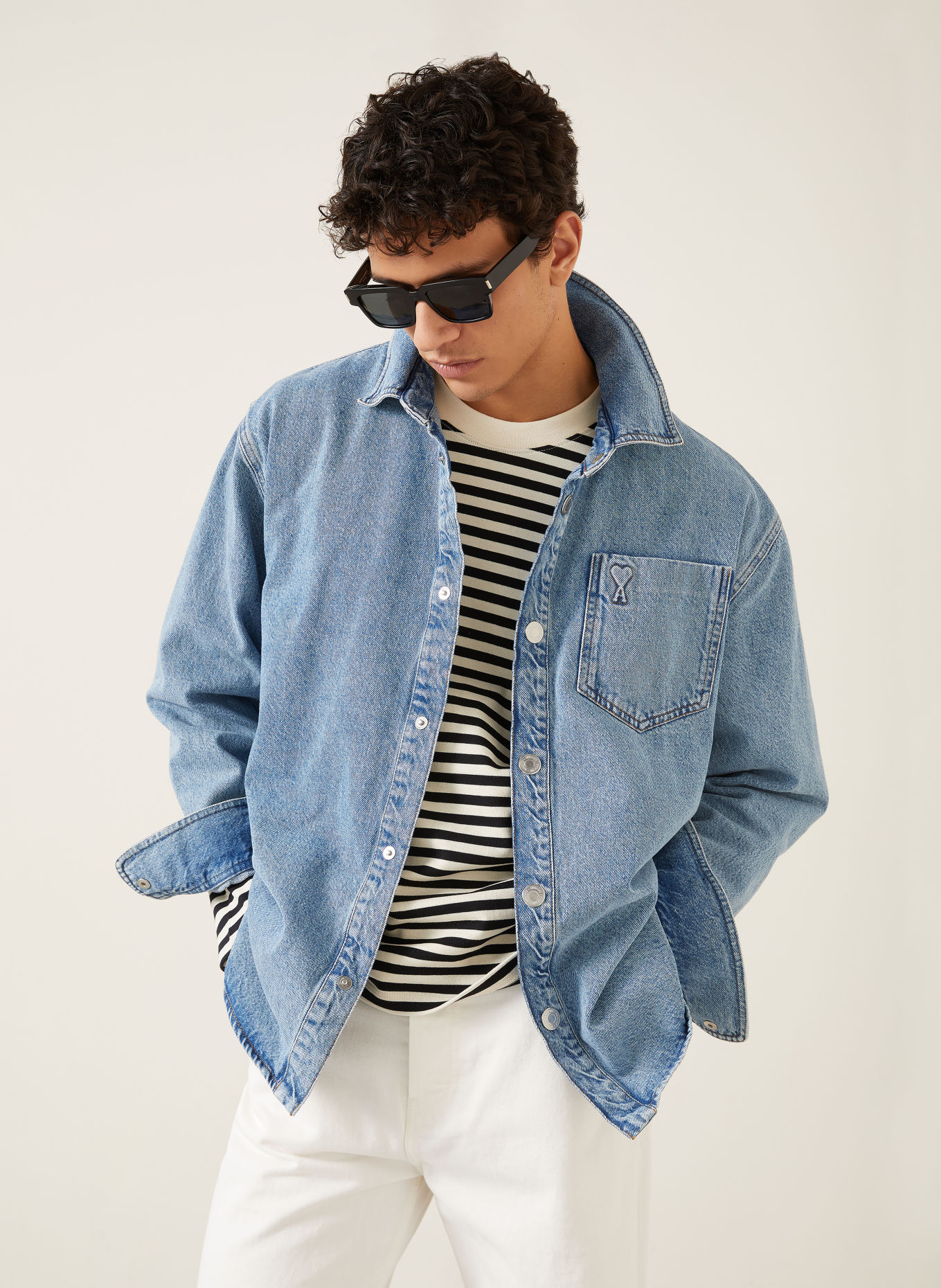 AMI PARIS Džínová košile Slim Fit: TMAVĚ MODRÁ