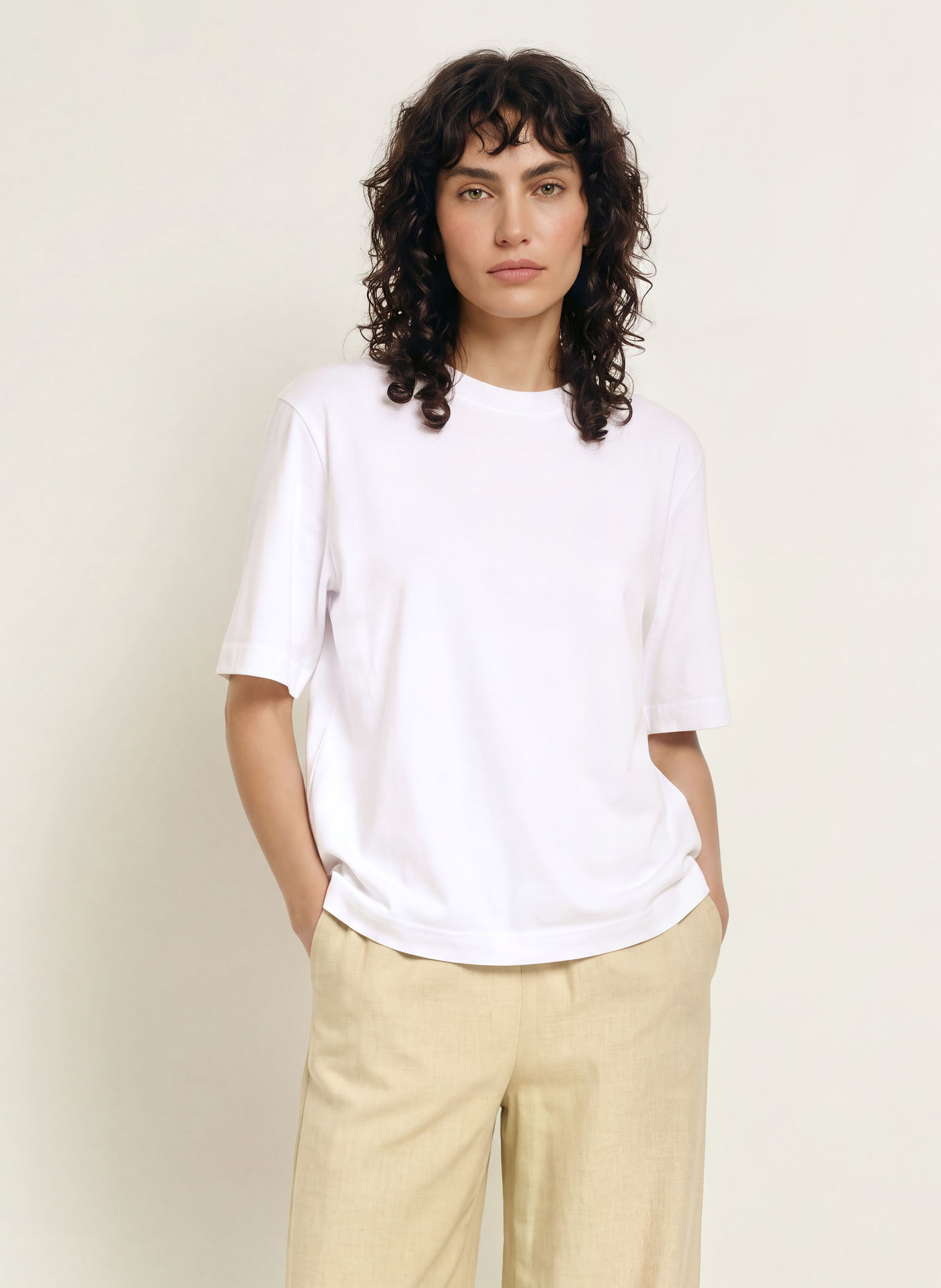 DRYKORN T-shirt QIRA: WIT