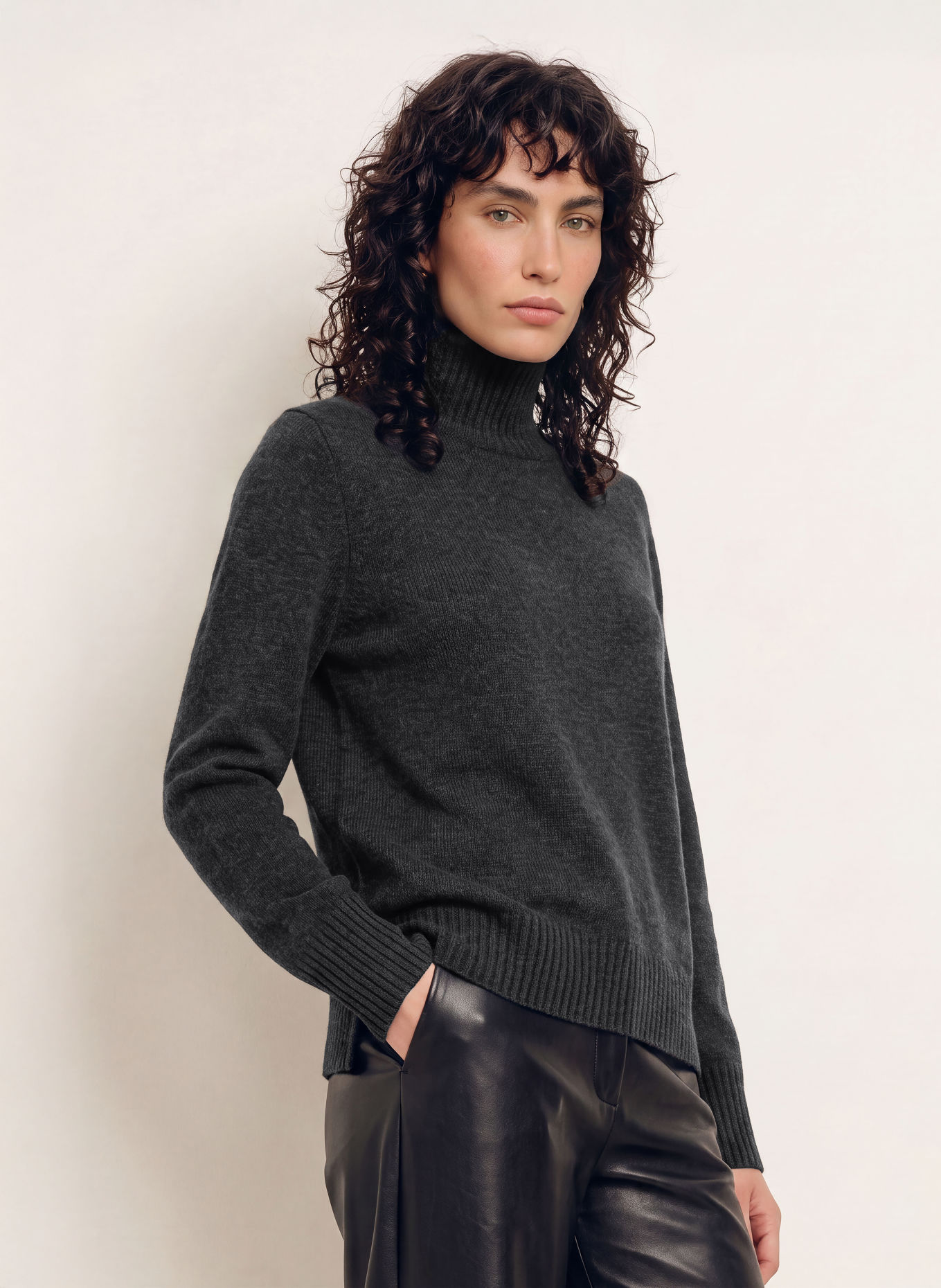 ALLUDE Pull en cachemire: GRIS FONCÉ