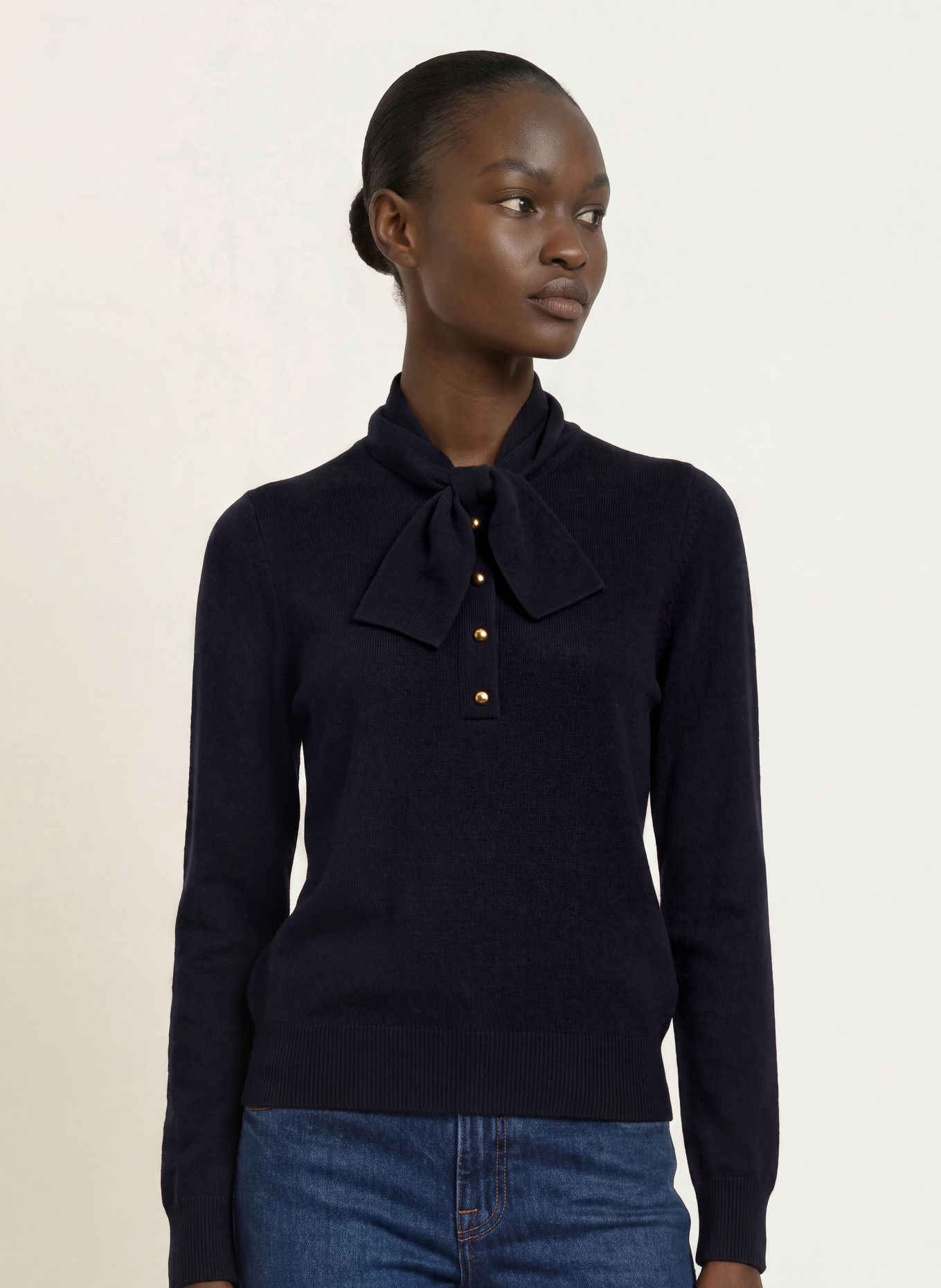 ALLUDE Trui: ZWART