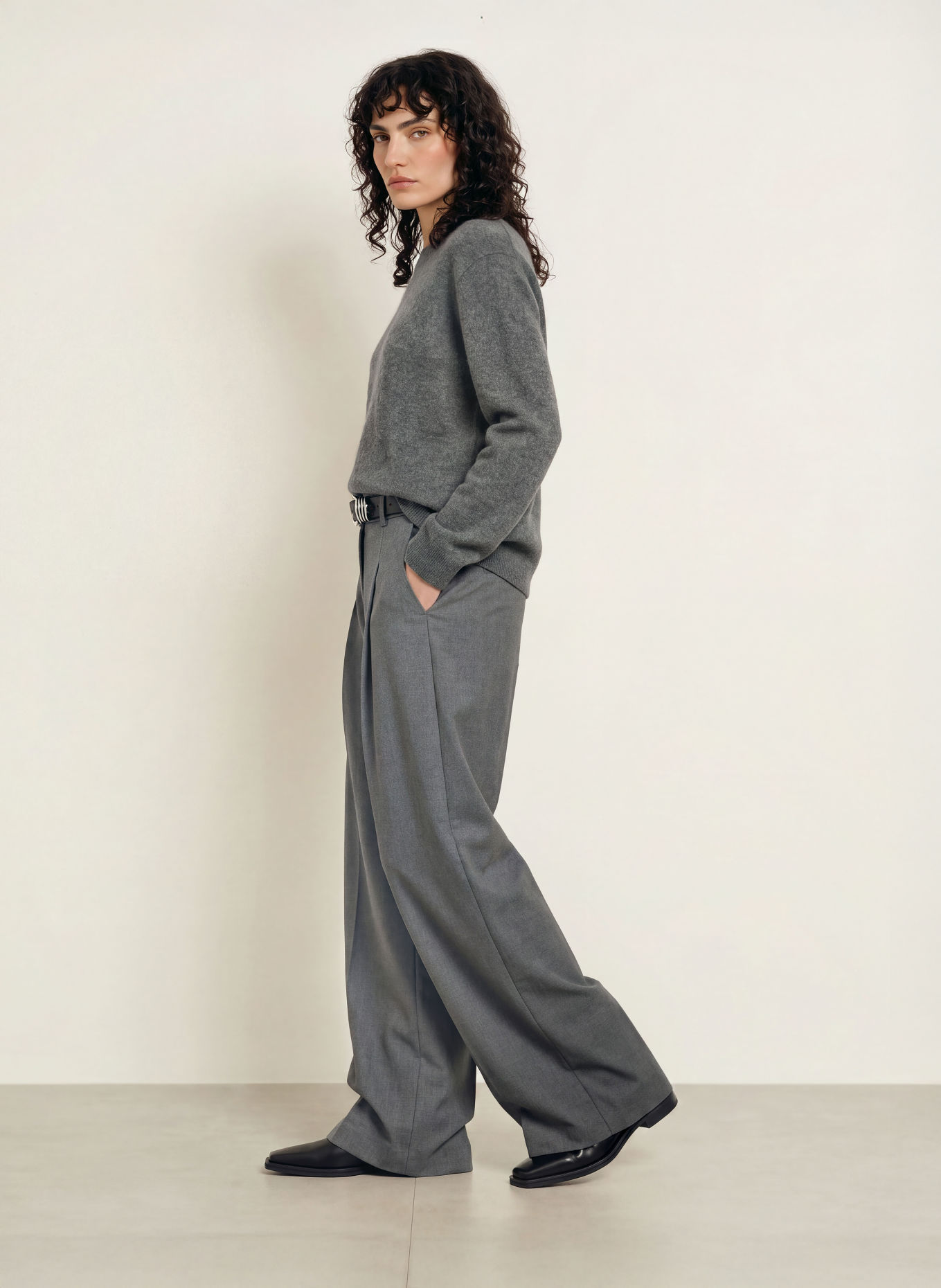 WEEKEND Max Mara Pullover: DUNKELGRAU