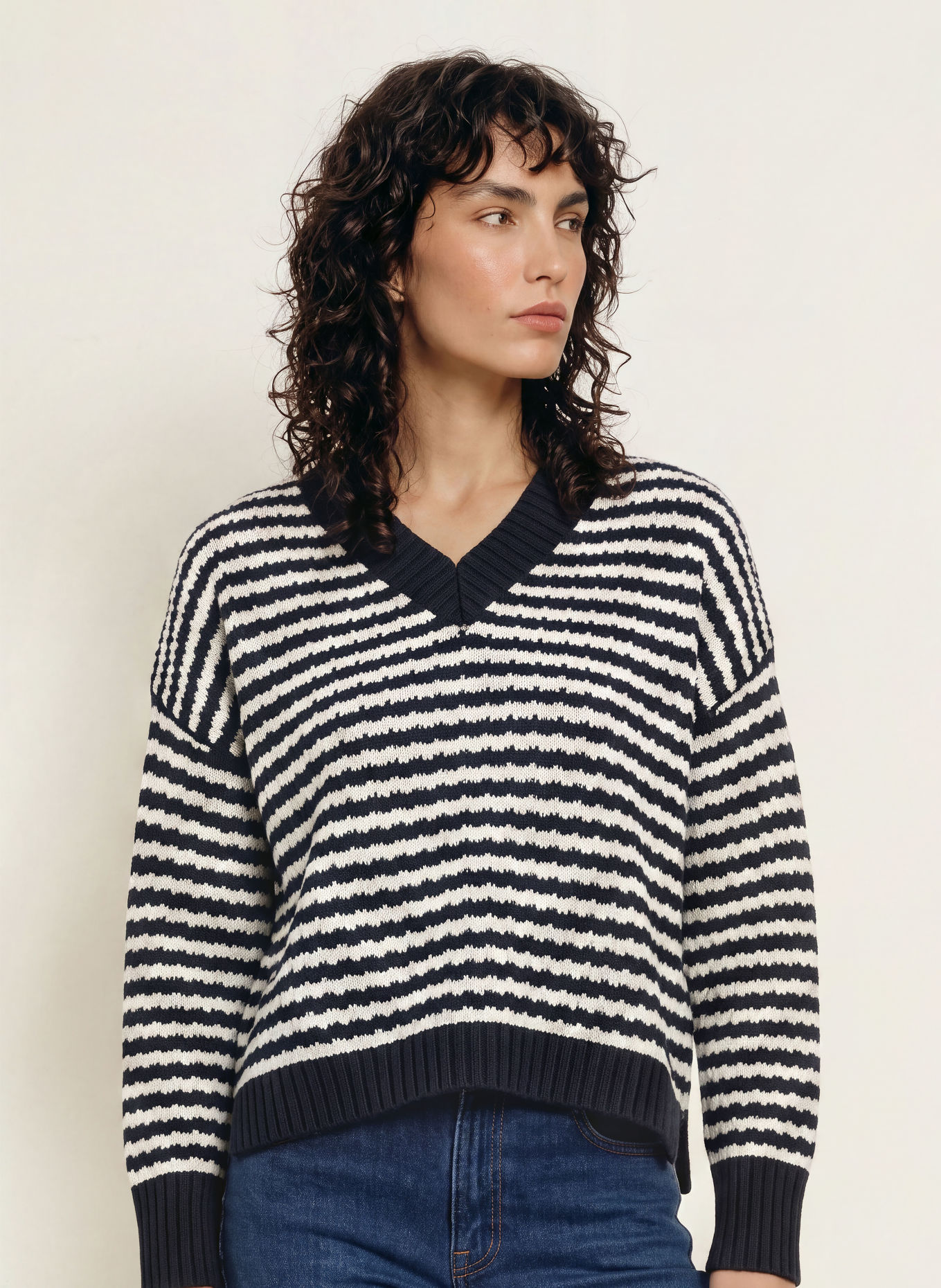 WEEKEND Max Mara Tröja SPIGA: SVART / VIT