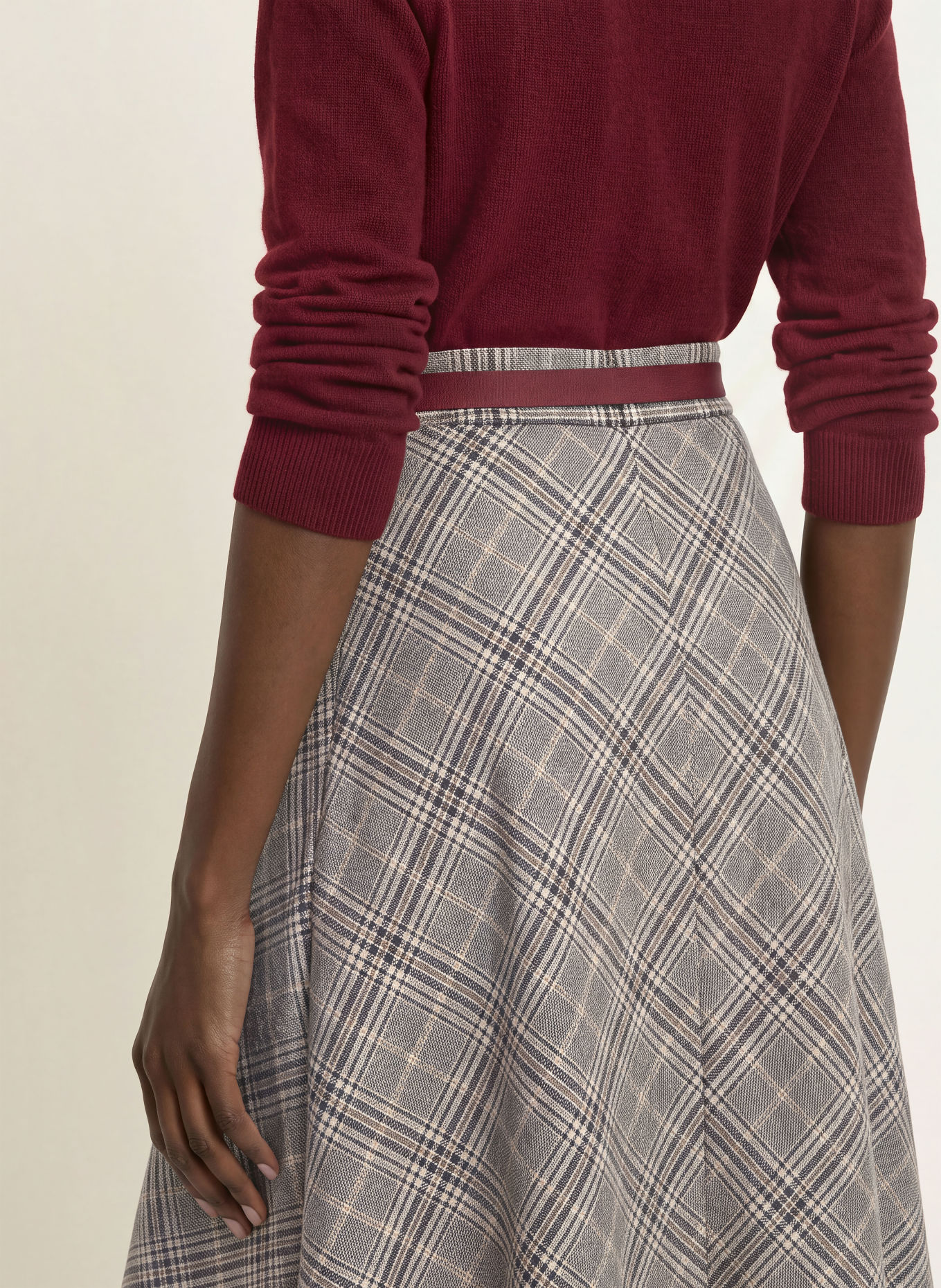 S Max Mara BETA Skirt with Rhinestones: DARK BLUE / CREAM / DARK RED
