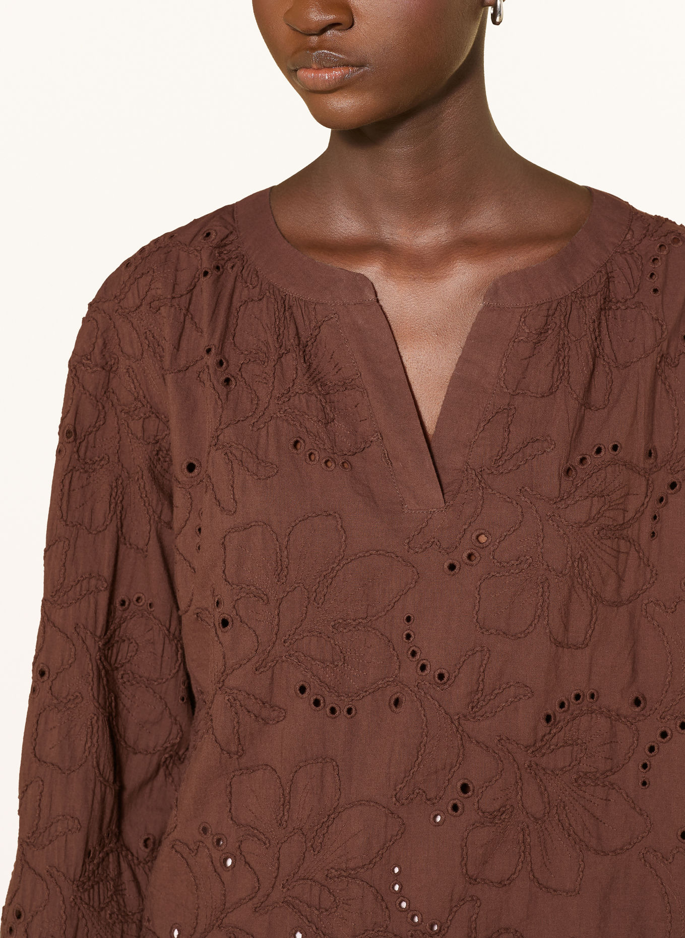 Betty Barclay Shirt blouse with openwork lace: DARK BROWN