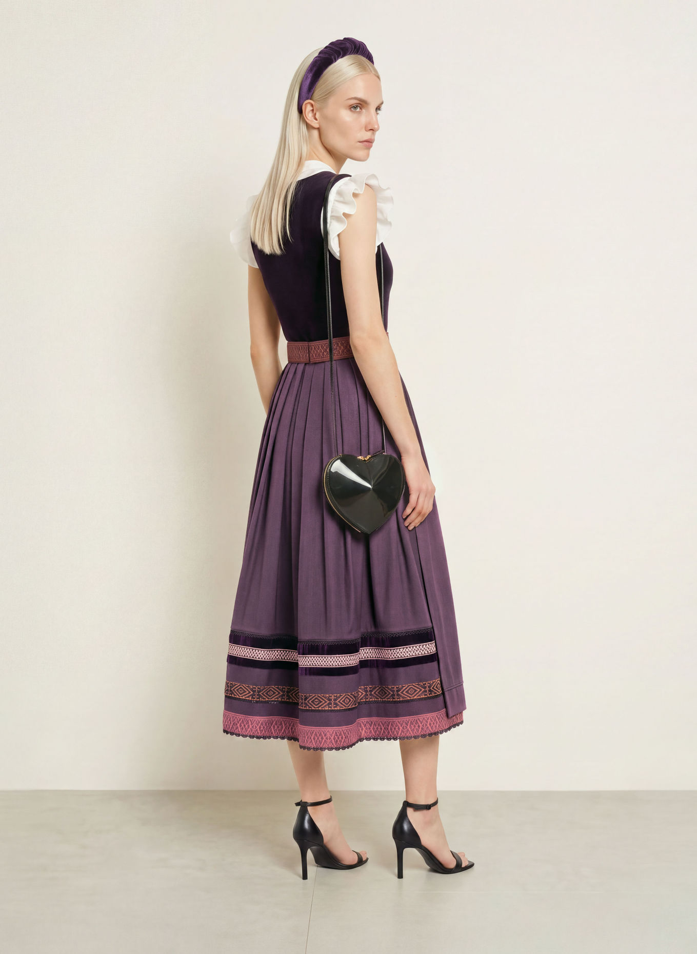 SPORTALM Dirndl: DARK PURPLE / CAMEL / PURPLE