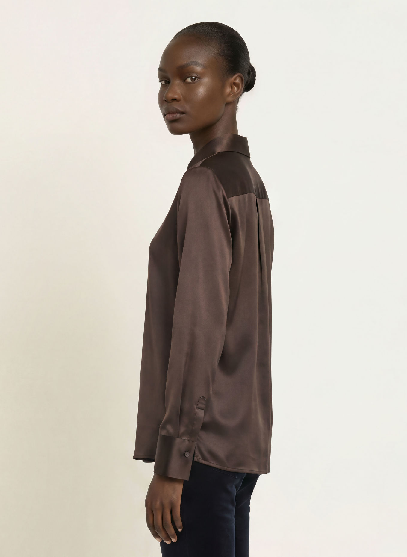 HERZENS Blusenshirt mit Seide: DUNKELBRAUN