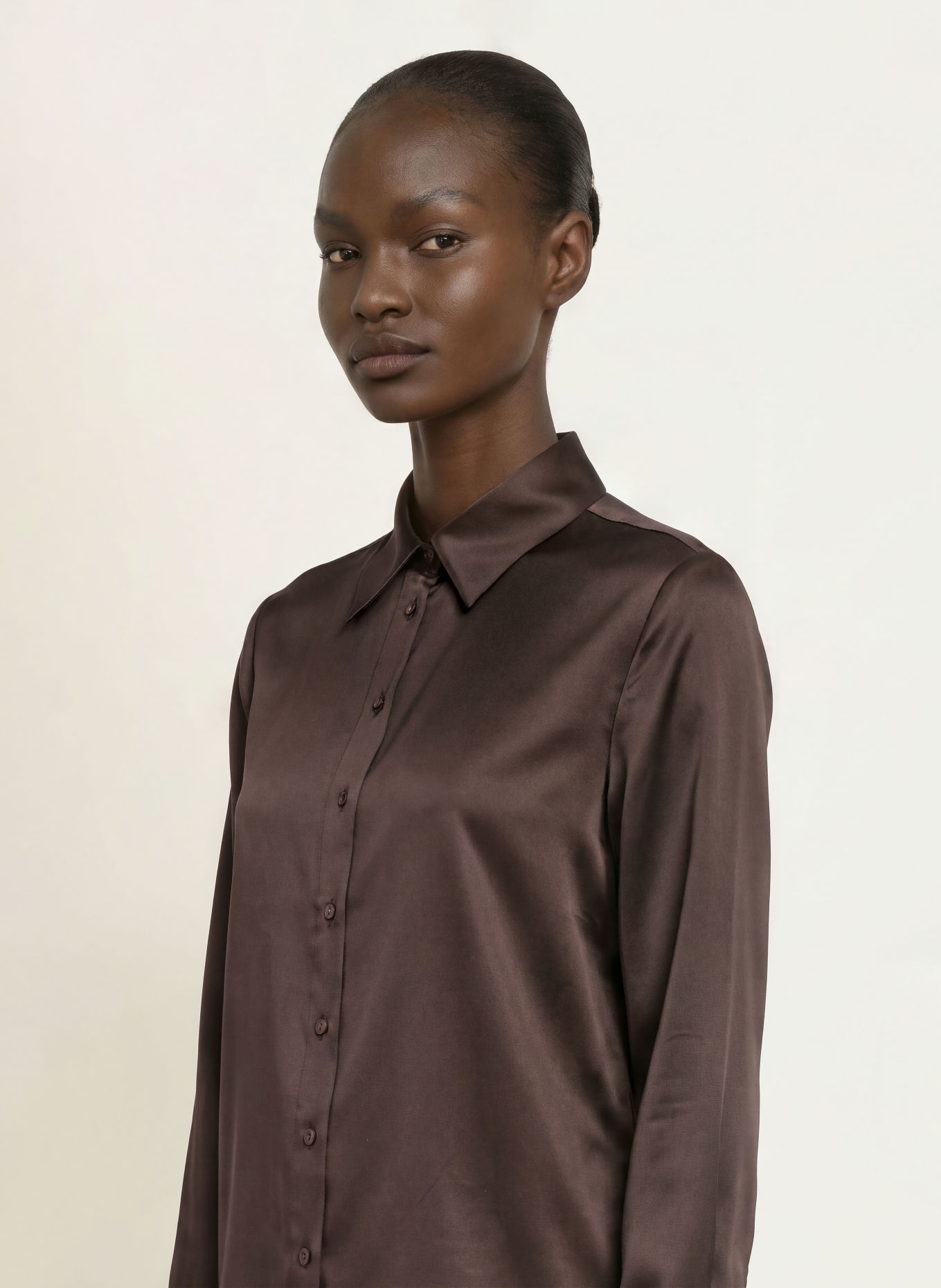 HERZENS Blusenshirt mit Seide: DUNKELBRAUN