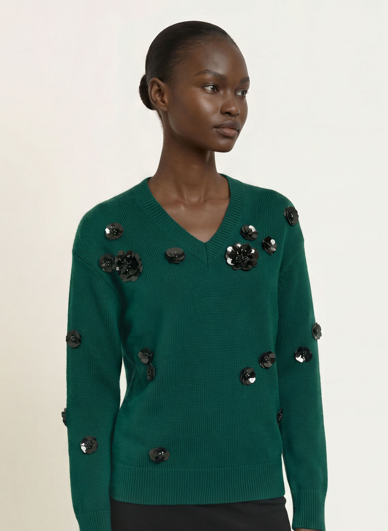 Max Mara STUDIO Pullover NIGELLA mit Pailletten und Schmucksteinen: DUNKELGRÜN / SCHWARZ