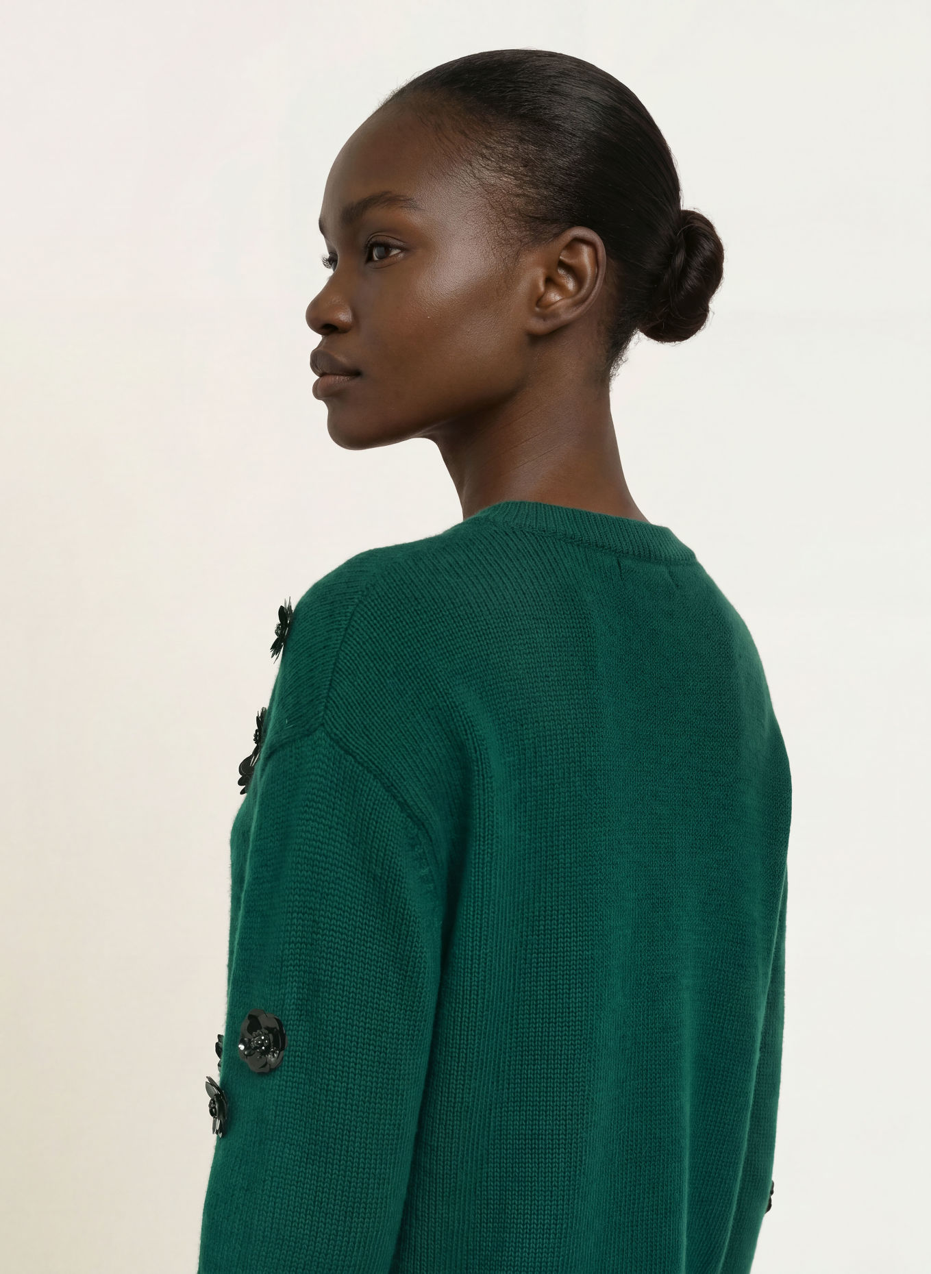 Max Mara STUDIO Pullover NIGELLA mit Pailletten und Schmucksteinen: DUNKELGRÜN / SCHWARZ
