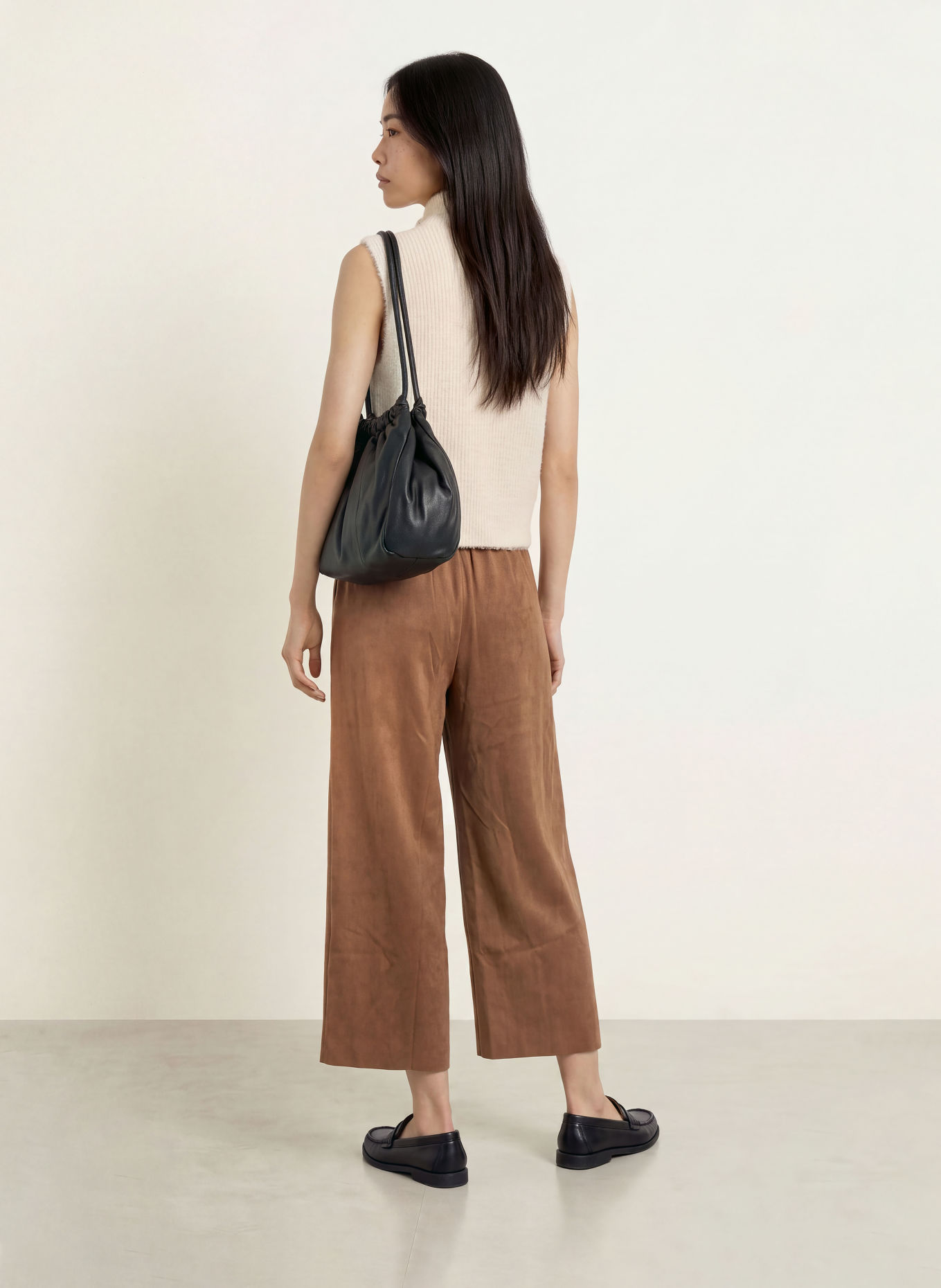 Betty Barclay Leather-look culottes: BROWN