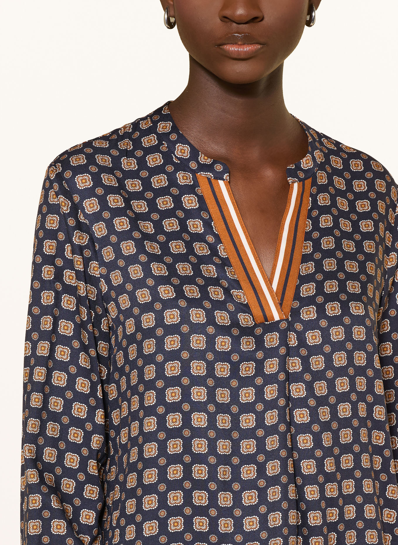 Emily VAN DEN BERGH Blouseshirt: DONKERBLAUW / ECRU / DONKERORANJE