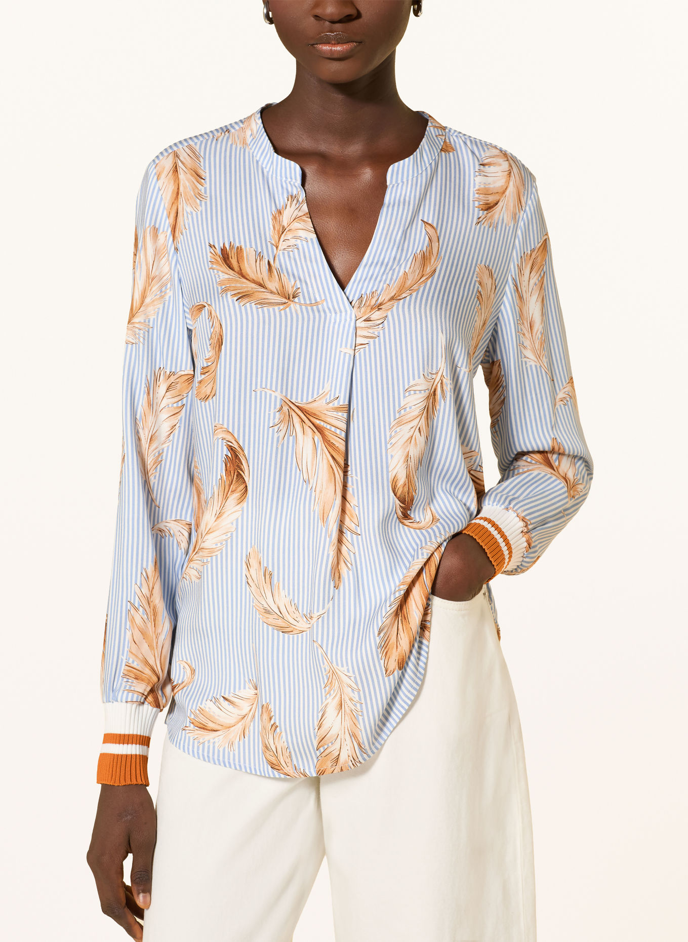 Emily VAN DEN BERGH Blouseshirt: LICHTBLAUW / CAMEL / BRUIN