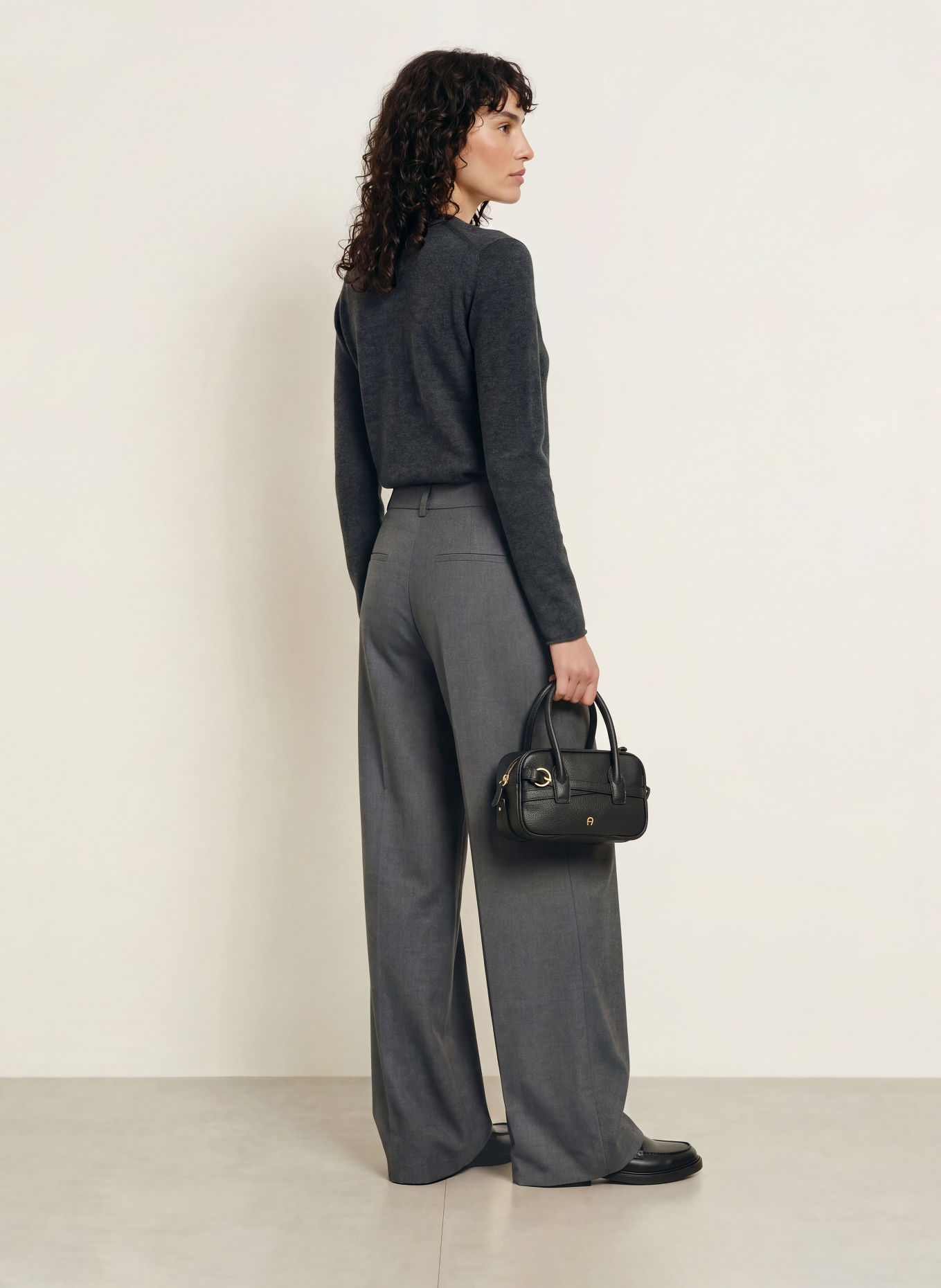 (THE MERCER) N.Y. Strickjacke aus Cashmere: DUNKELGRAU
