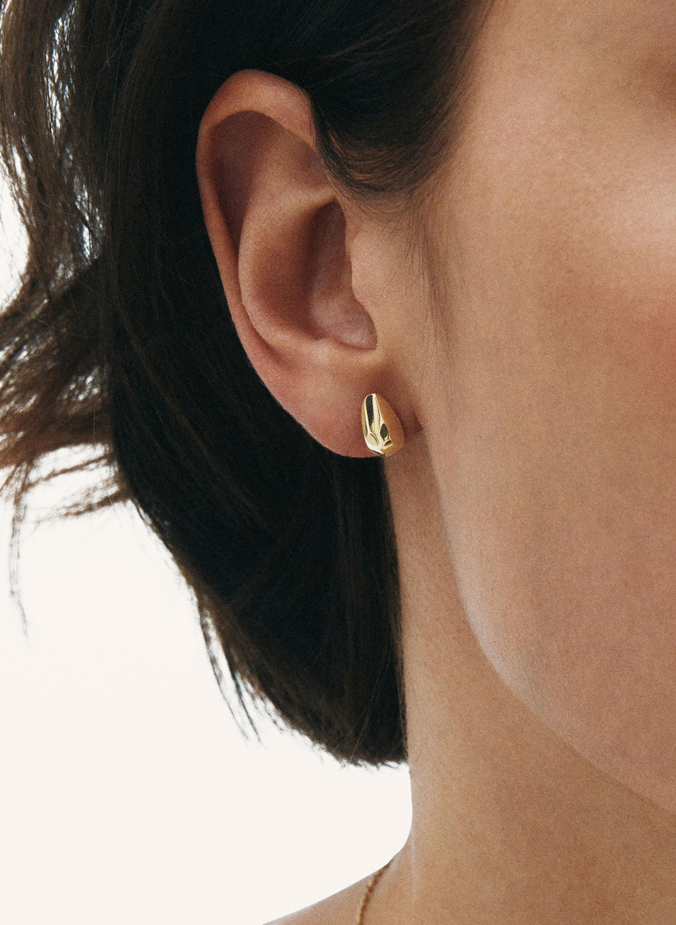 EDBLAD CRYSTALITE Stud Earrings: GOLD