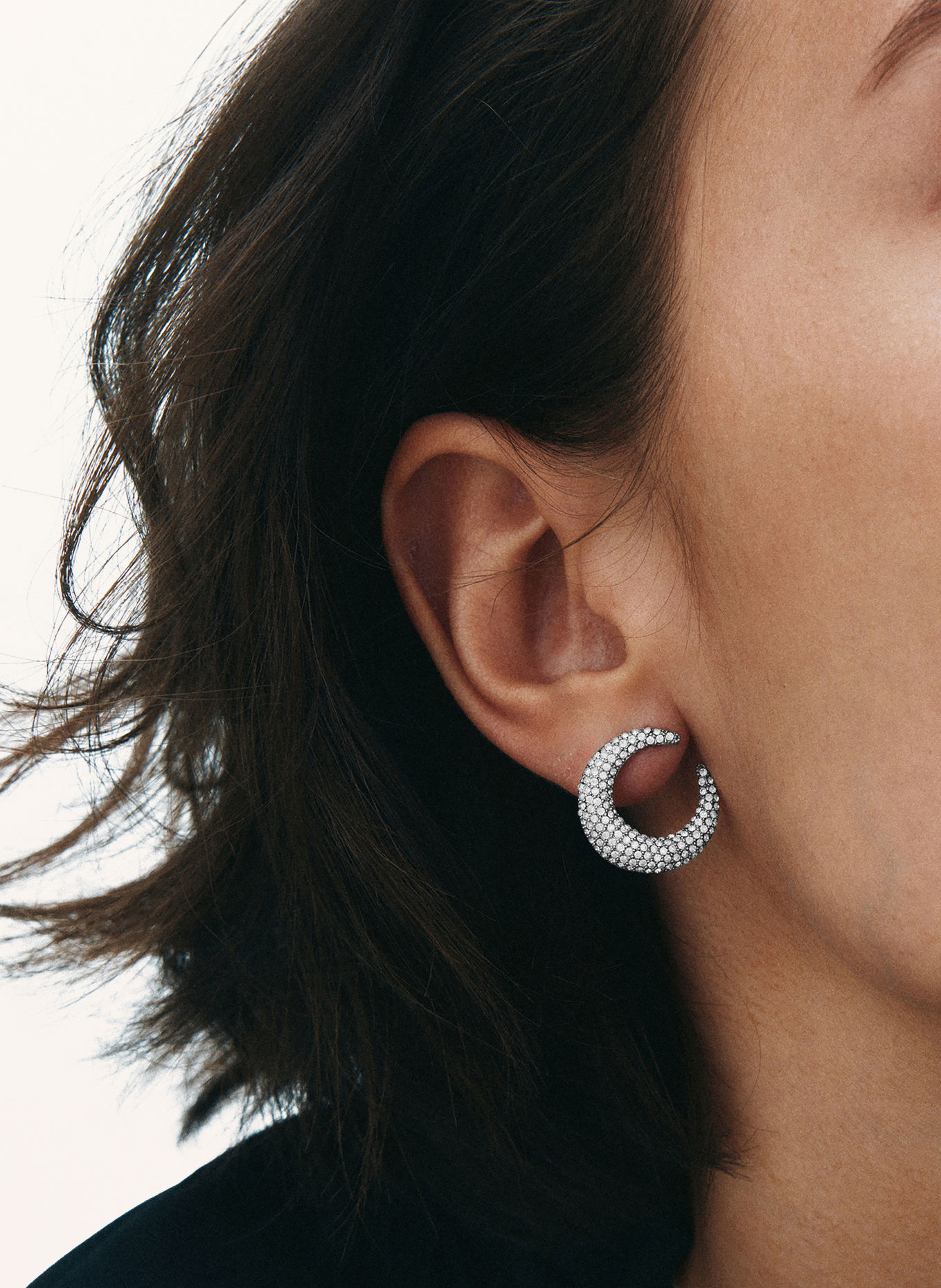 EDBLAD WISHBONE Hoop Earrings: SILVER / WHITE