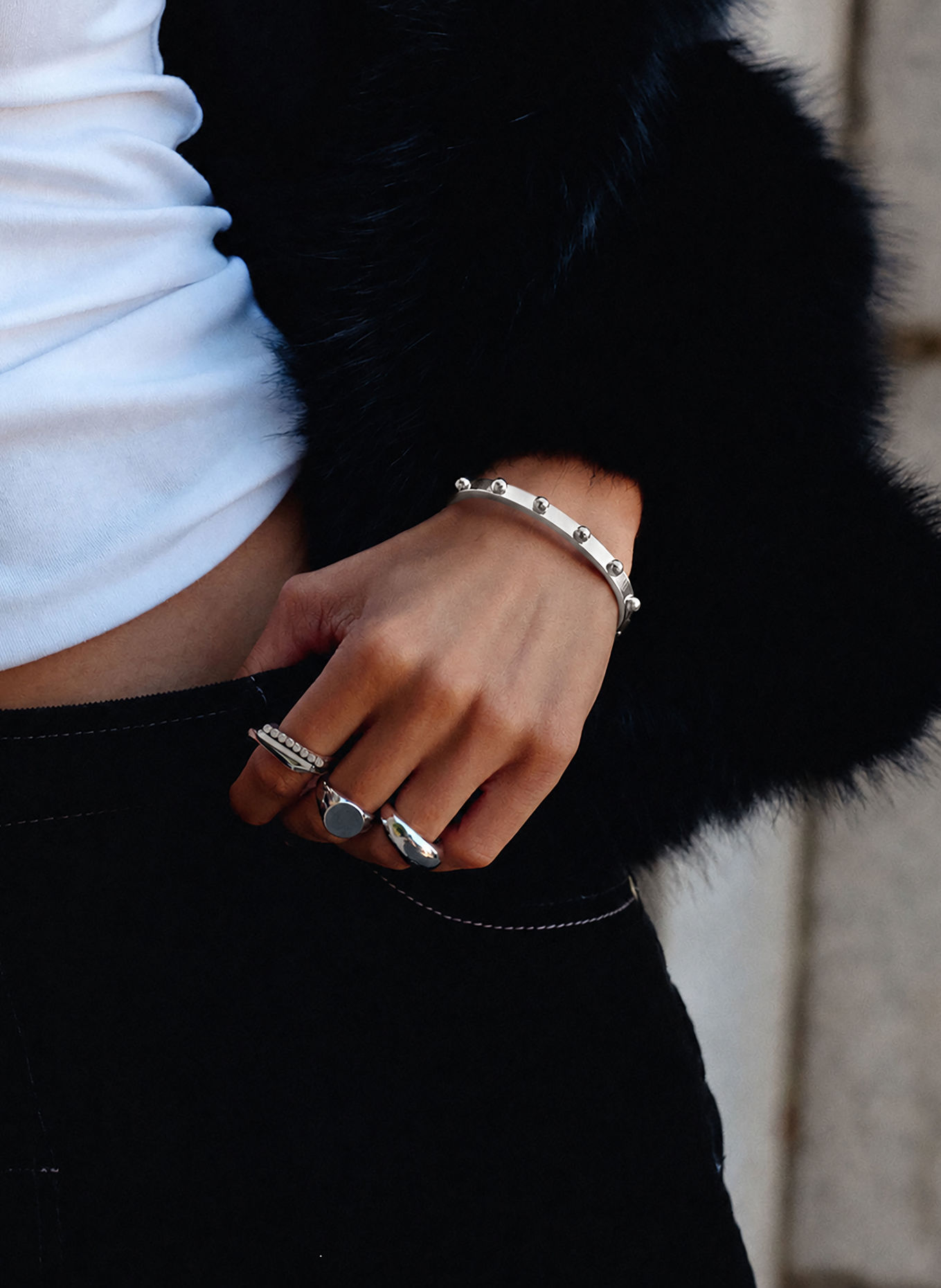 EDBLAD Armreif STUD BANGLE mit Nieten: SILBER