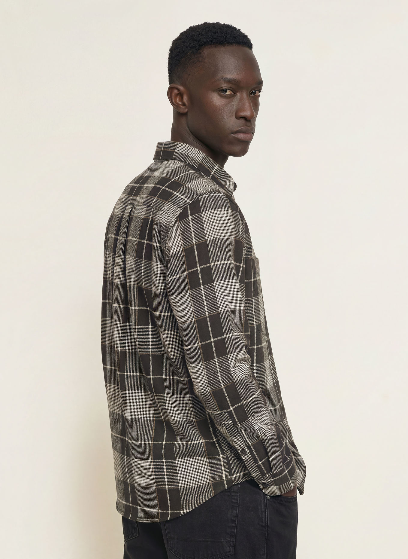 HUGO Chemise ERGIN coupe droite: NOIR / GRIS FONCÉ / BLANC