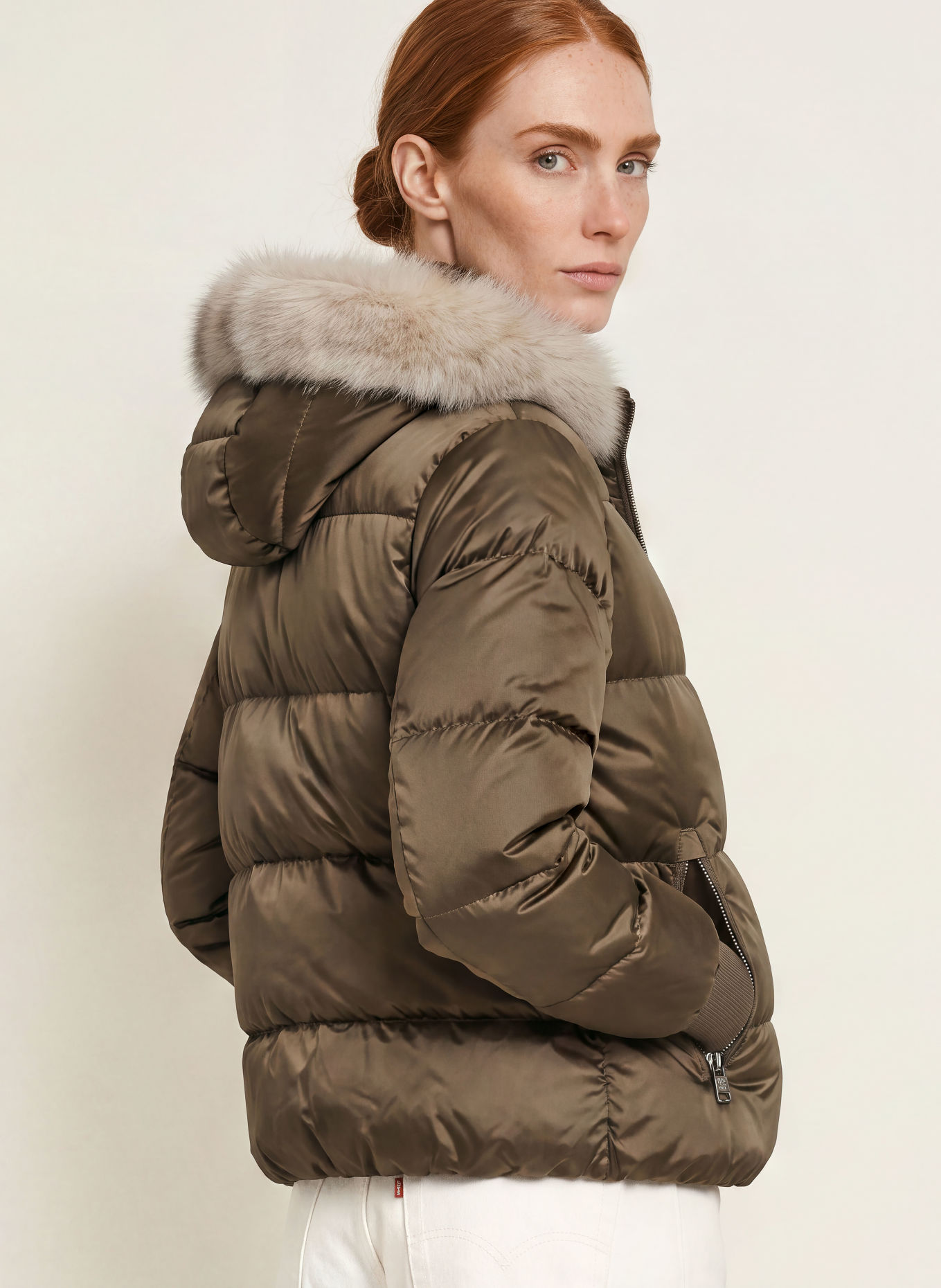 No.1 Como Quilted jacket with faux fur: TAUPE