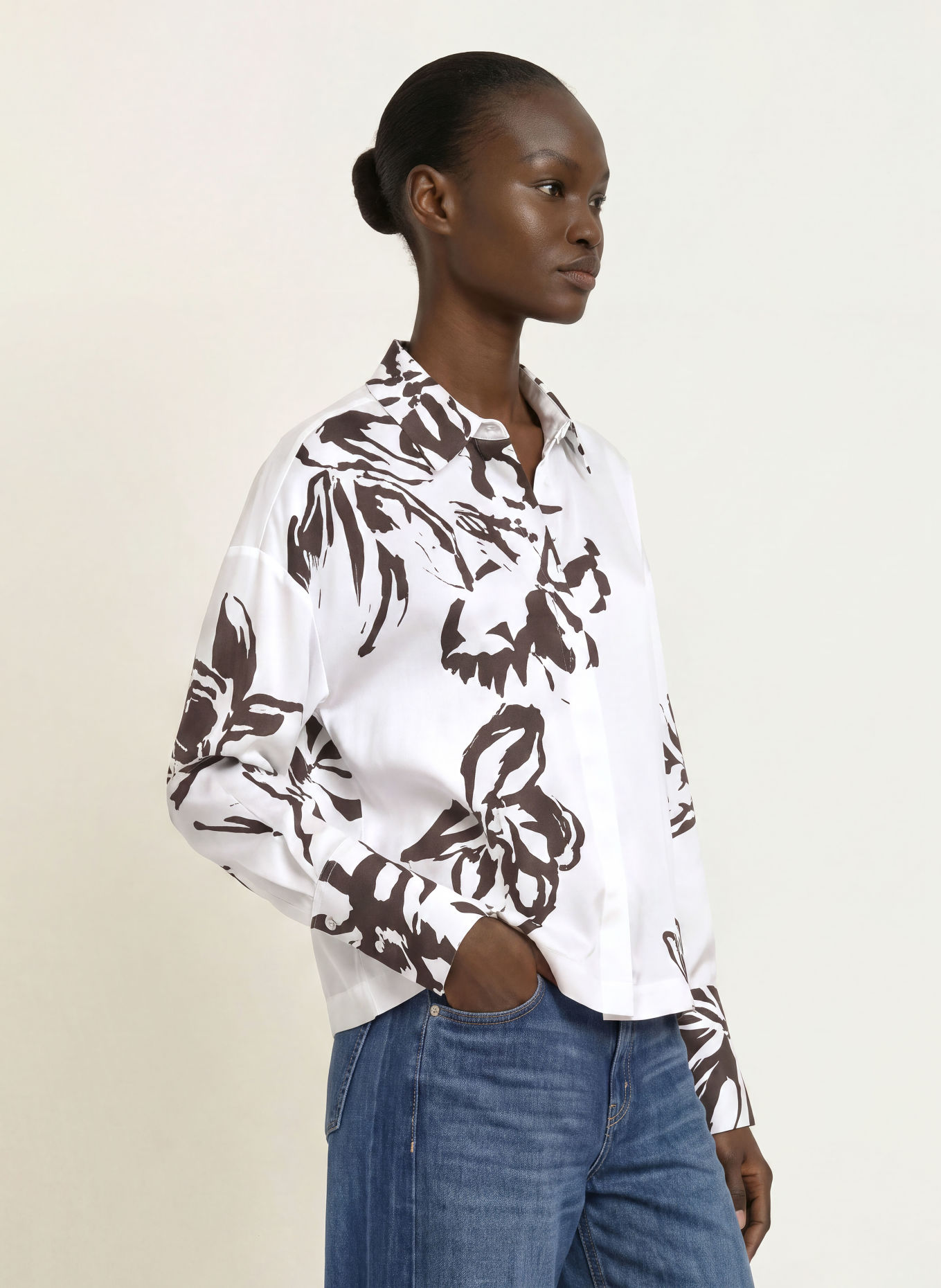 HERZENS Blusenshirt aus Seide: CREME / SCHWARZ