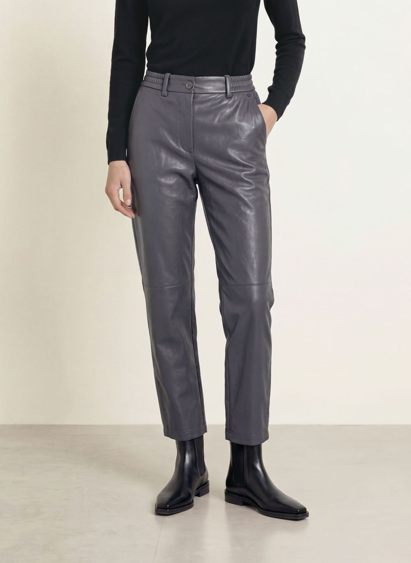 HERNO Leather-look trousers: GRAY
