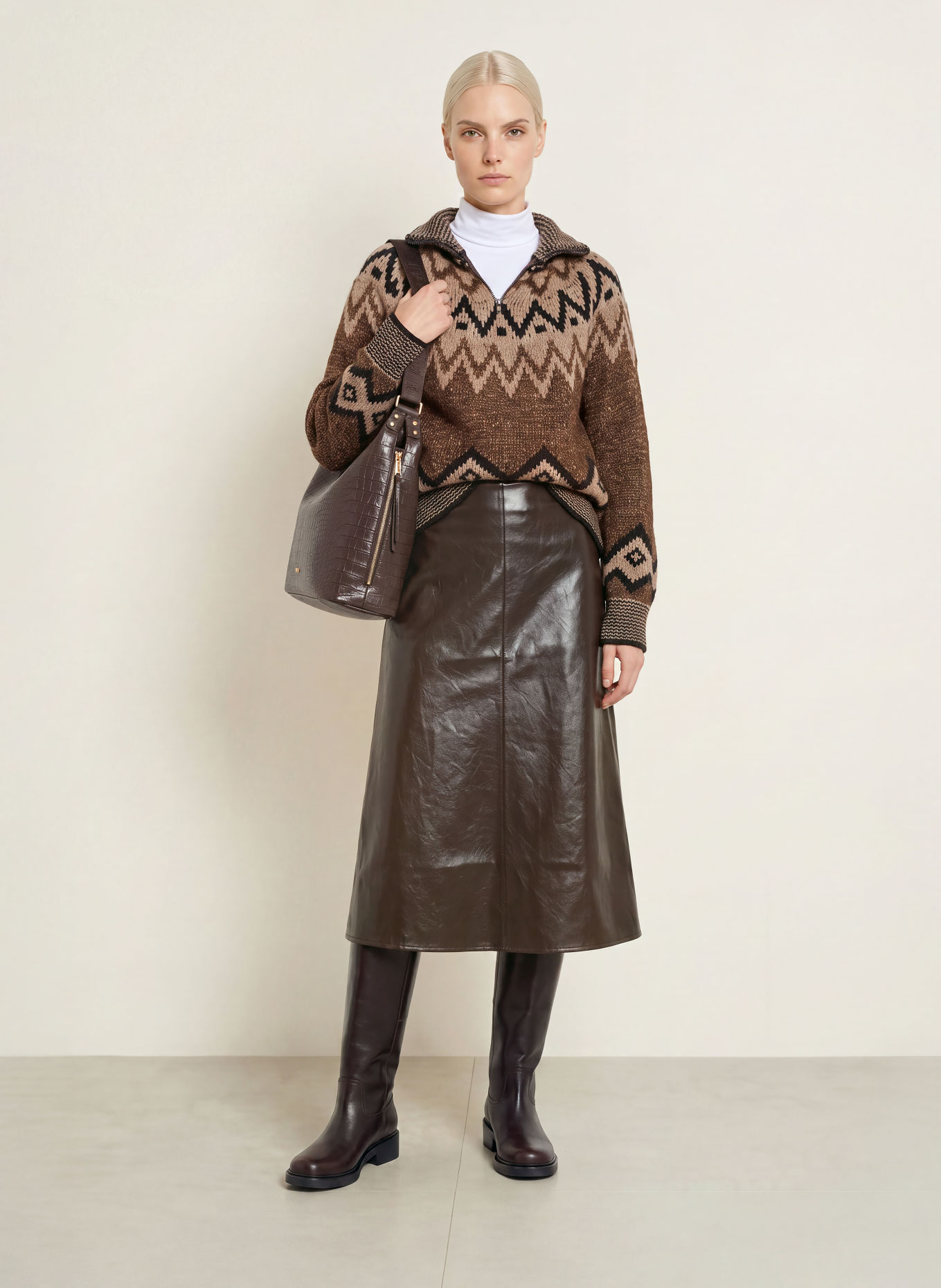 CARTOON Faux-leather skirt: DARK BROWN