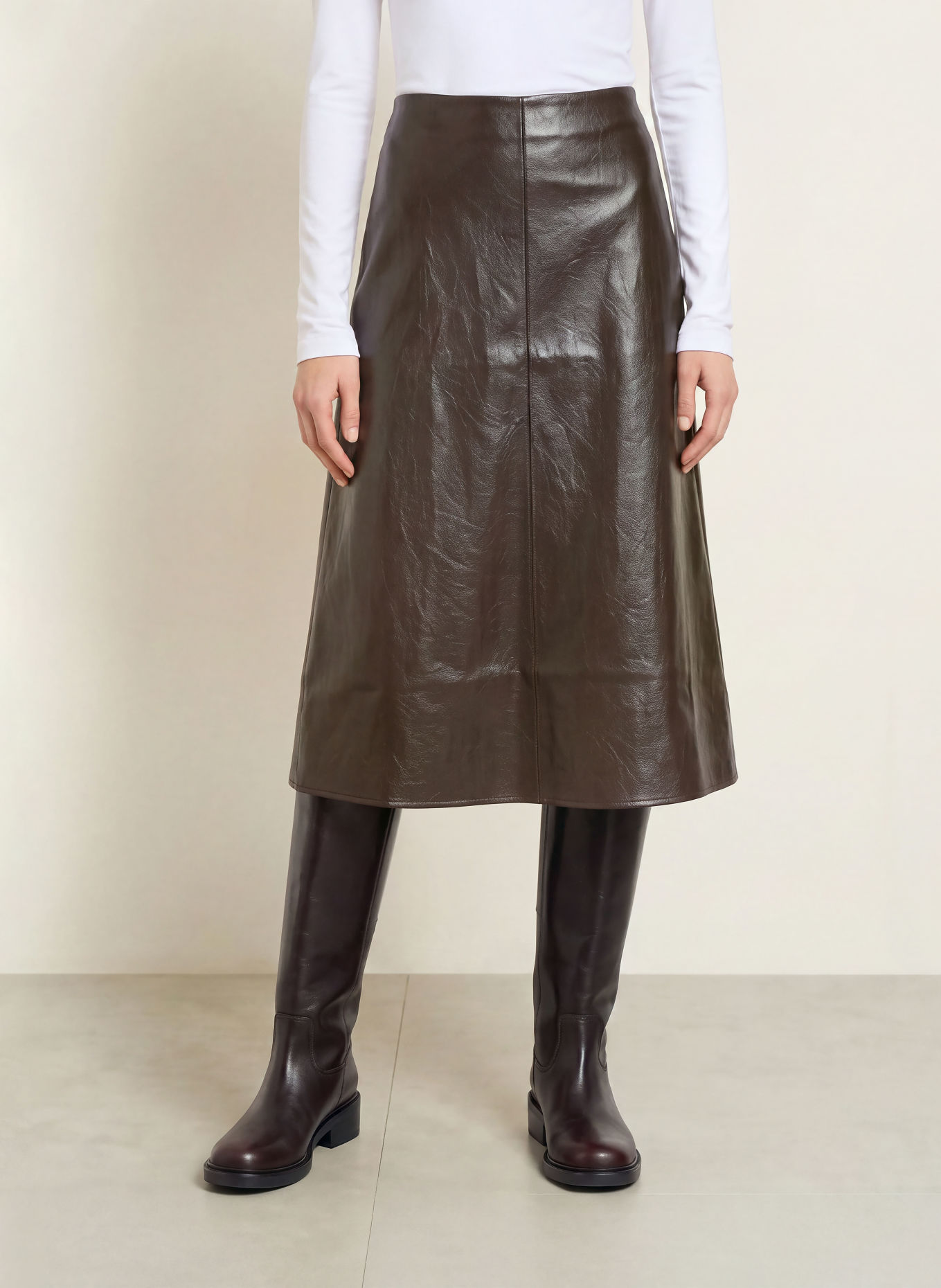 CARTOON Faux-leather skirt: DARK BROWN