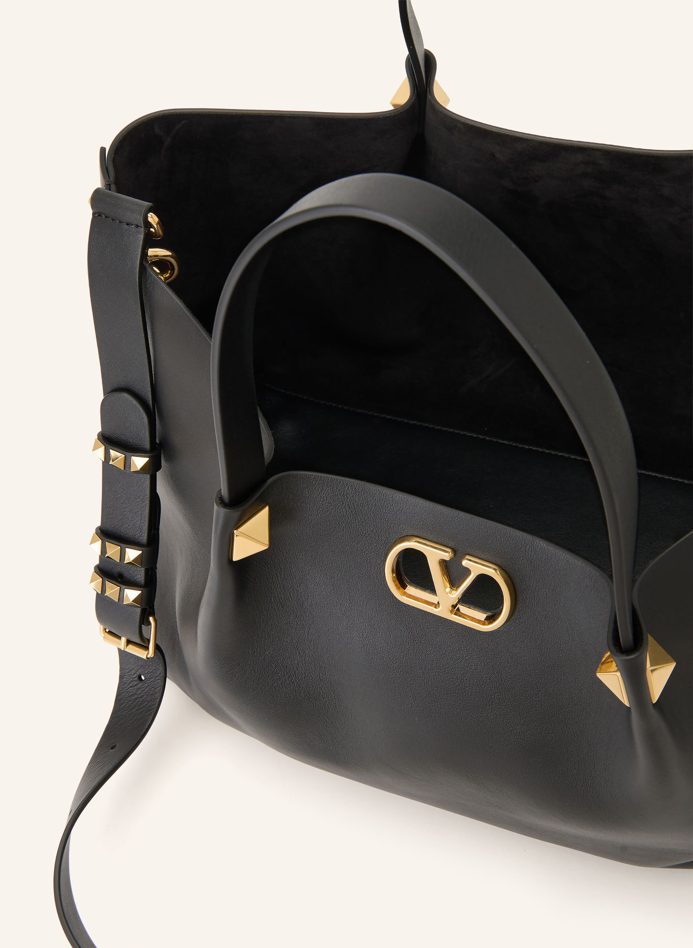 VALENTINO GARAVANI Shoppers VLOGO SIGNATURE LARGE met Pouch: ZWART / GOUD
