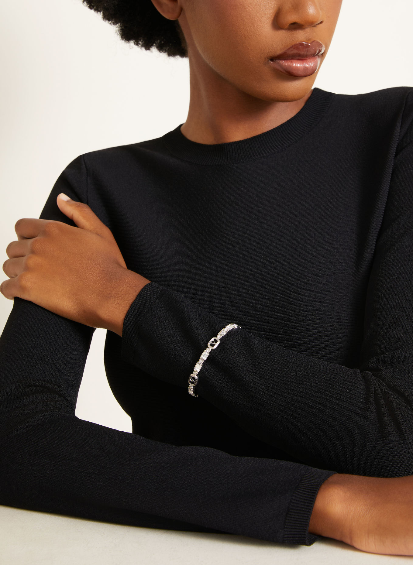 VALENTINO GARAVANI OVALETTE Bangle: SILVER / WHITE