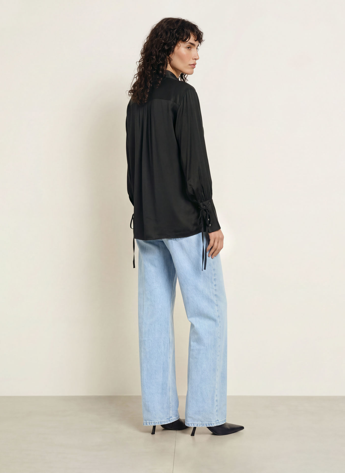 Soluzione Satin shirt blouse: BLACK