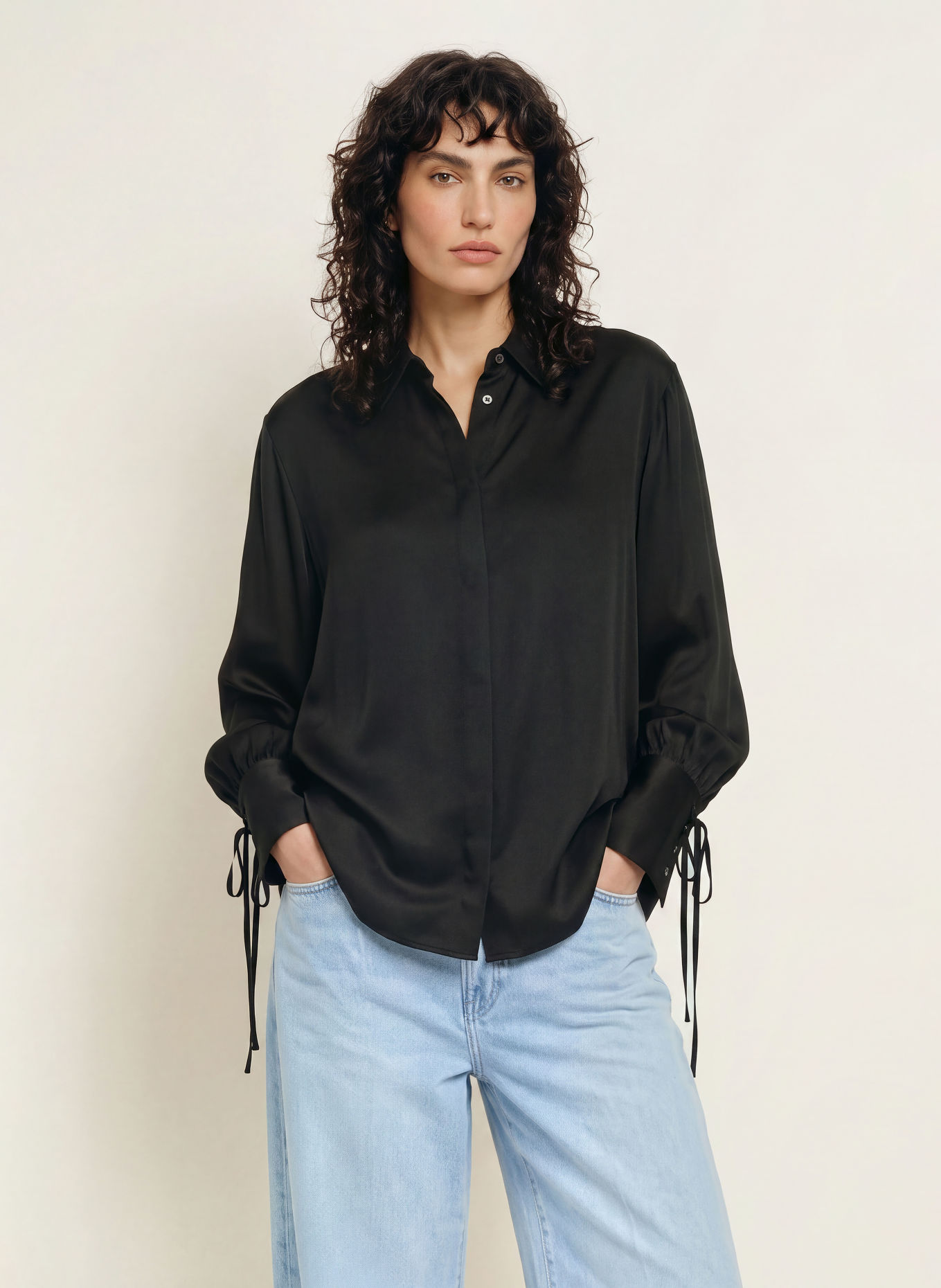 Soluzione Satin shirt blouse: BLACK