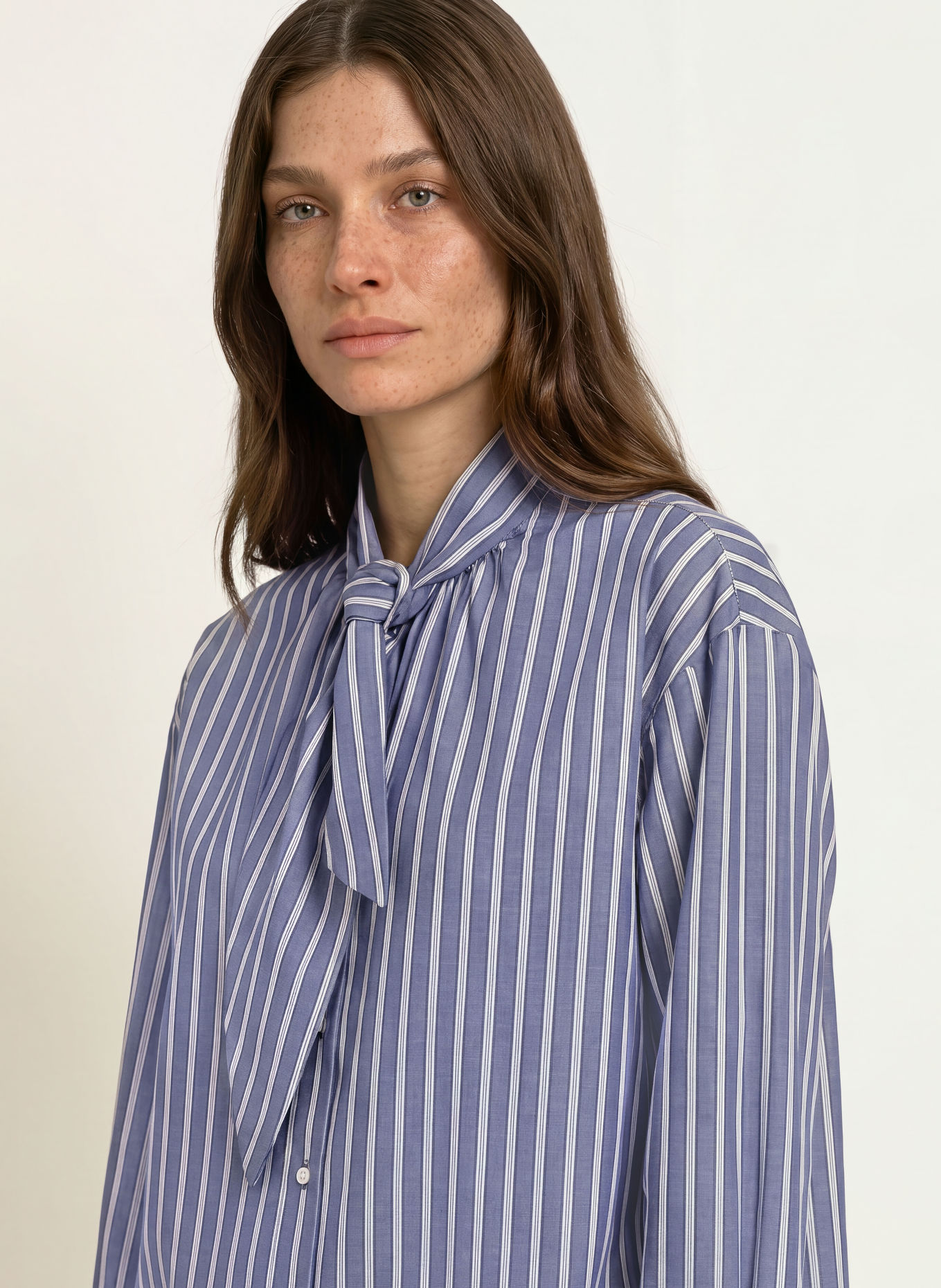 Soluzione Strikblouse: BLAUW / BEIGE / WIT