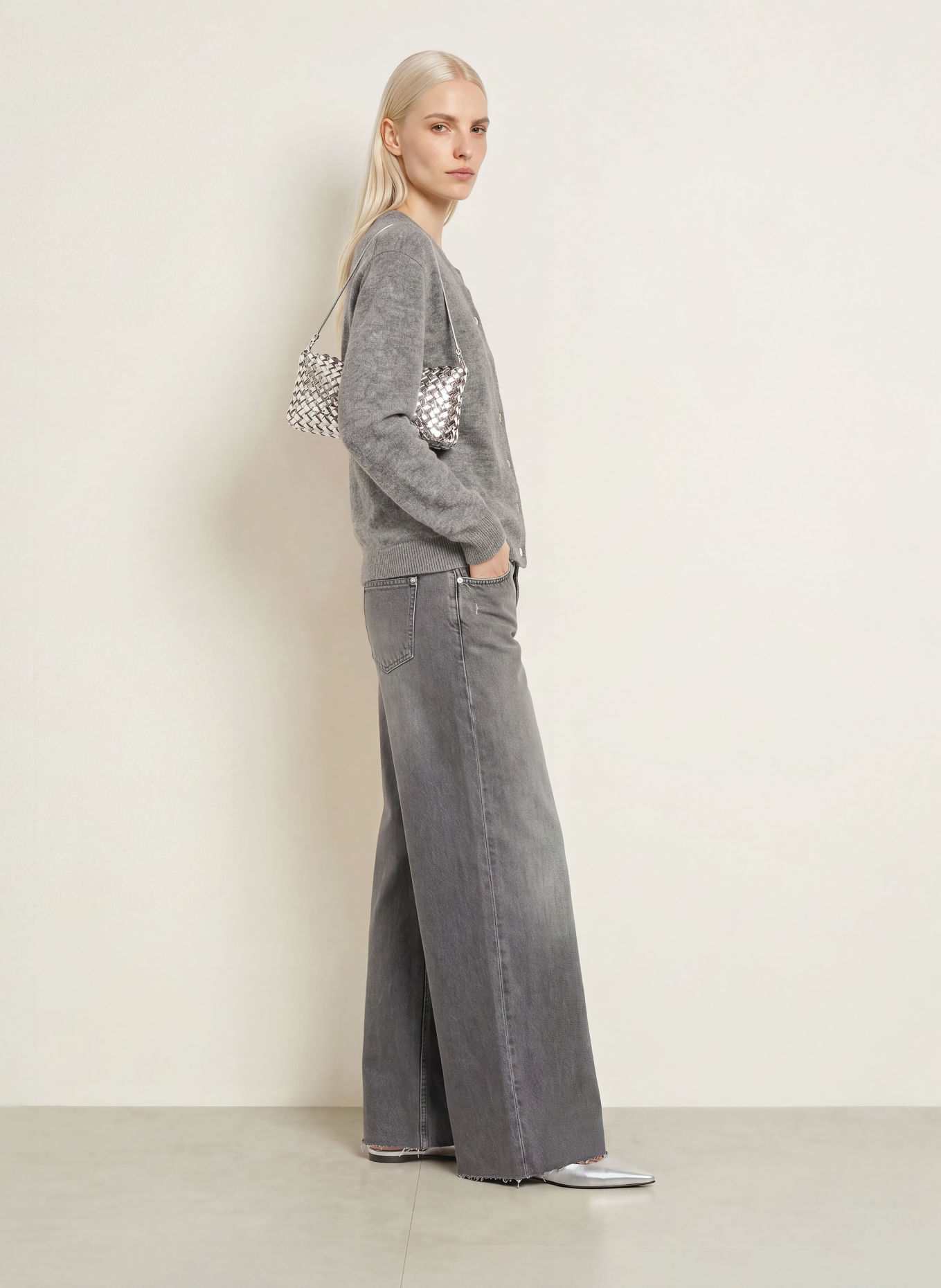 Grace Strickjacke: GRAU