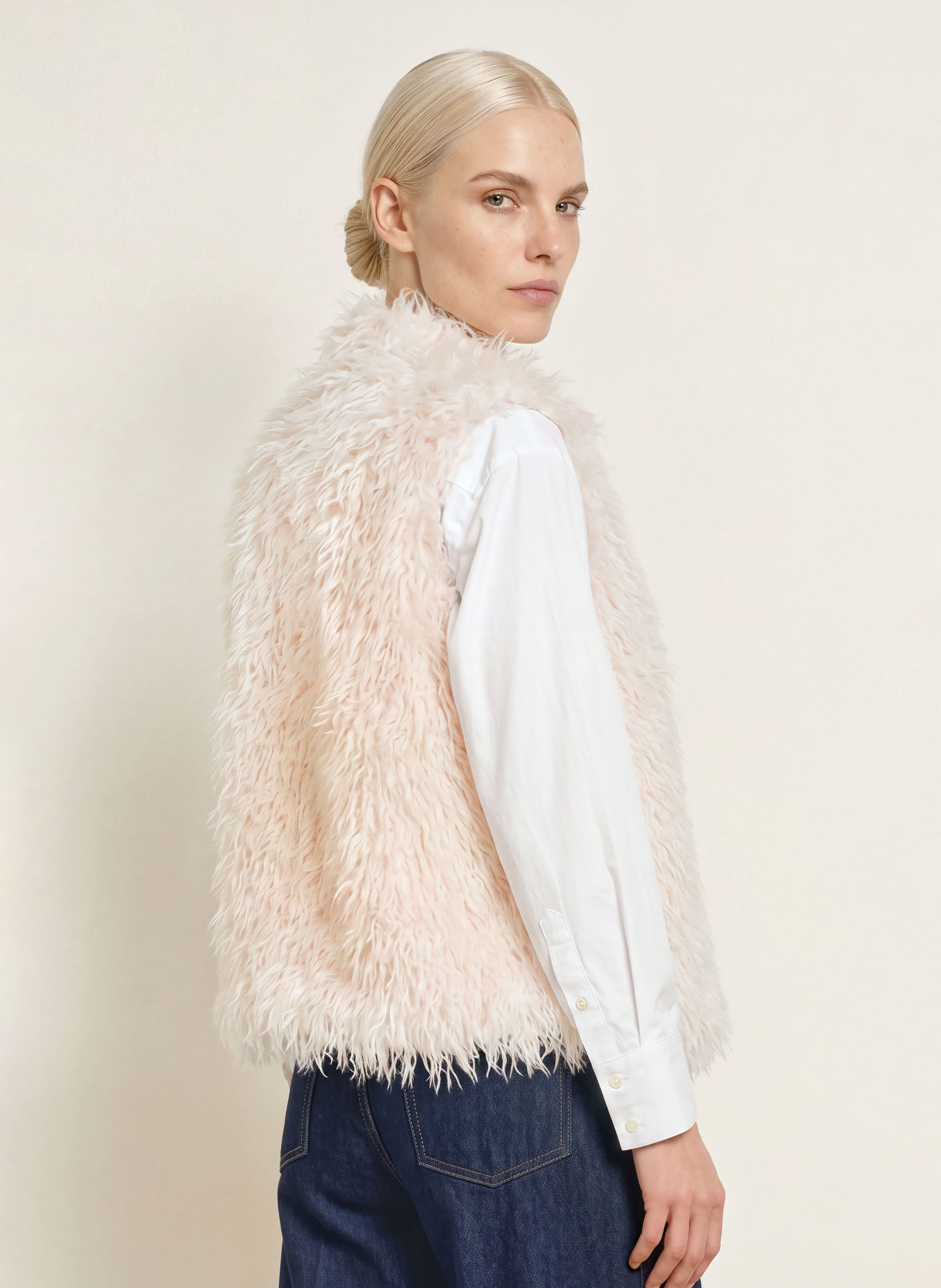 Grace Kunstfell-Weste: CREME