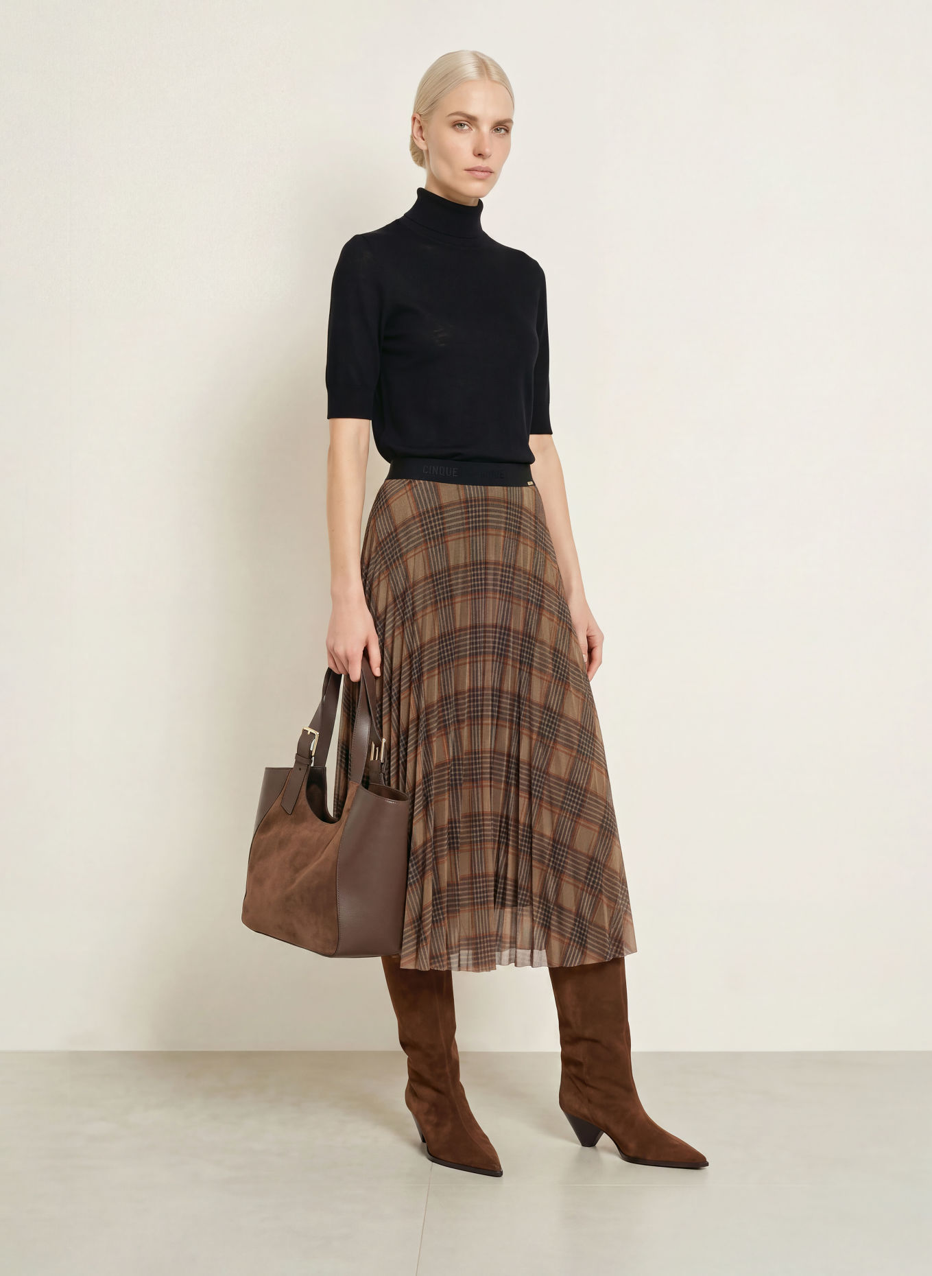 CINQUE Bluza z golfem CIBRUNO: CZARNY