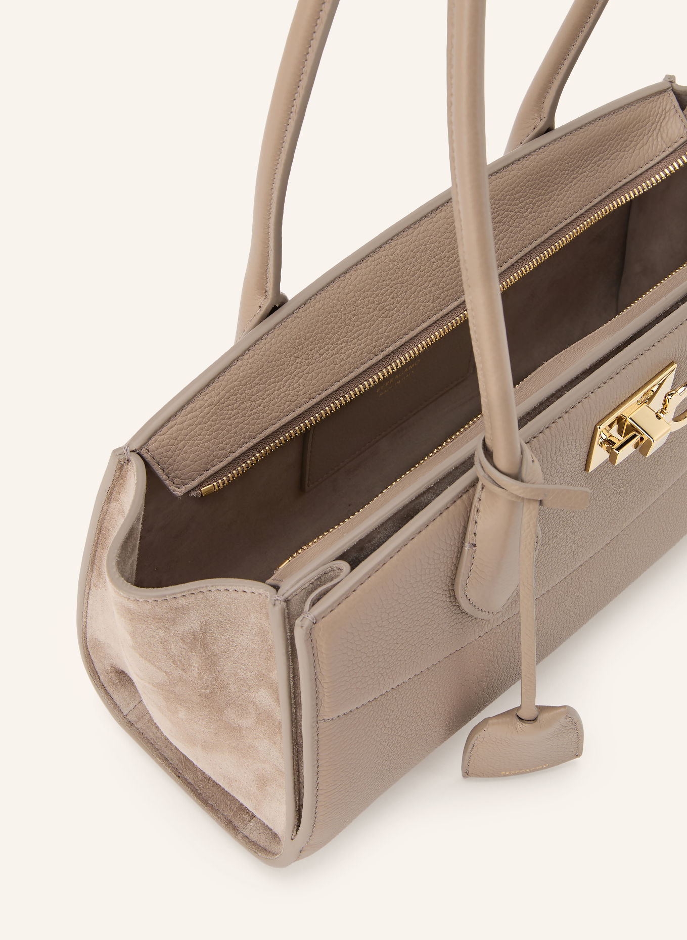 FERRAGAMO Handtasche THE NEW STUDIO SOFT: TAUPE