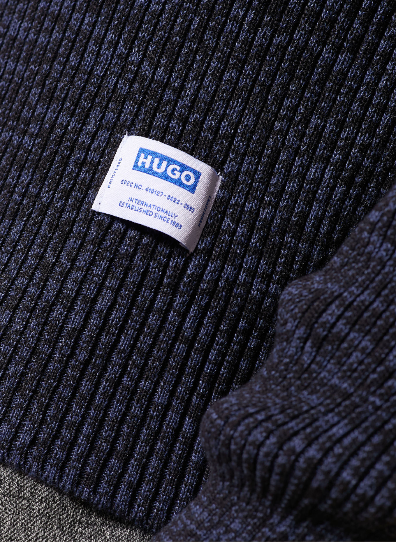HUGO Troyer SHELVY: SCHWARZ / BLAU