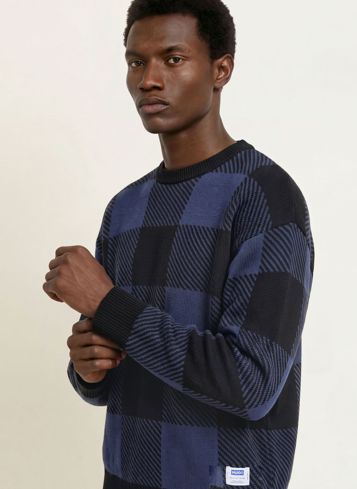 HUGO Trui STUVEE: ZWART / DONKERBLAUW